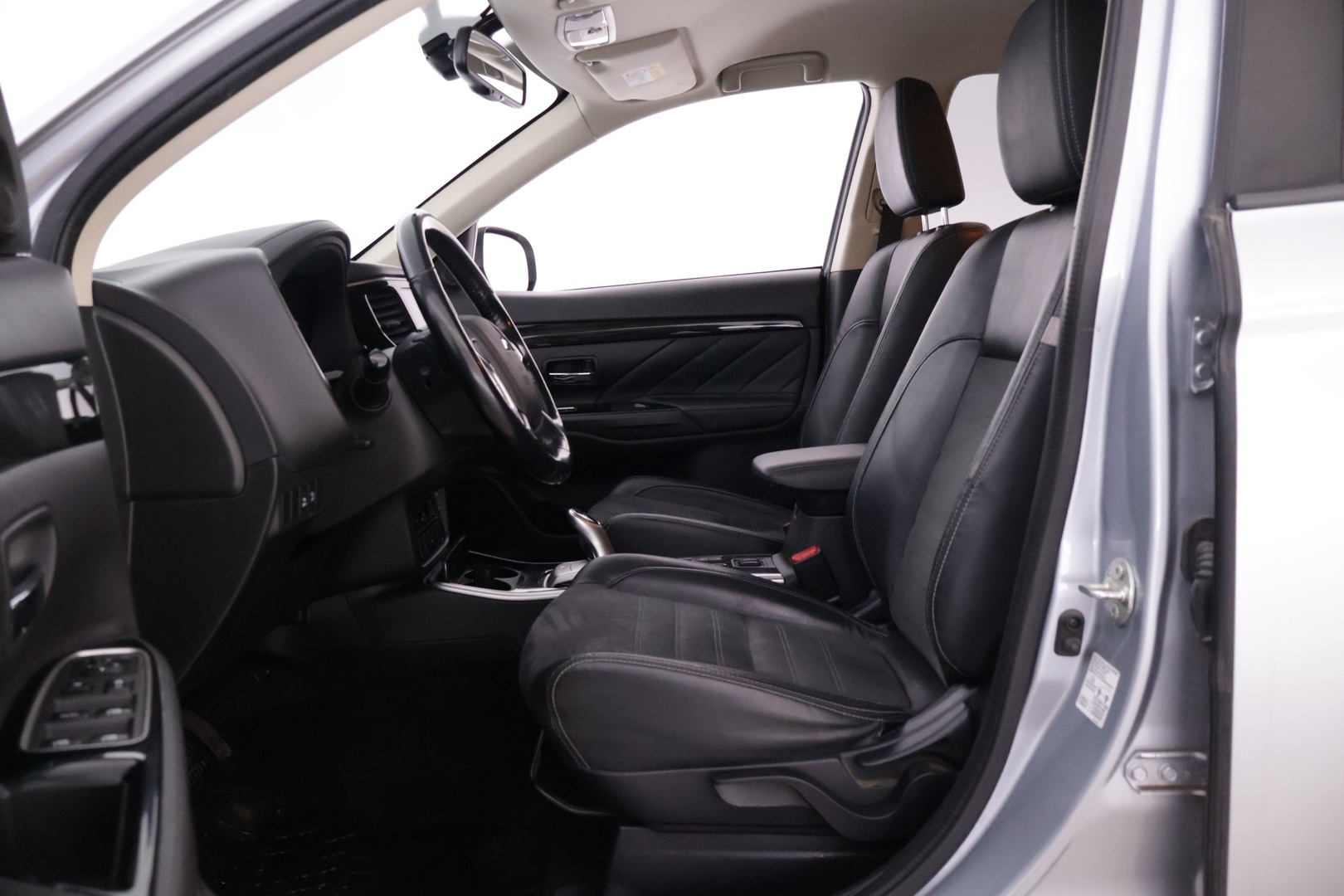 MITSUBISHI OUTLANDER PHEV 2017