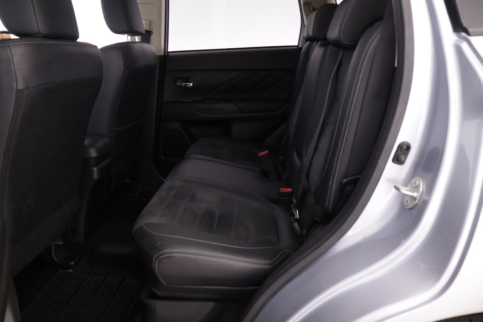 MITSUBISHI OUTLANDER PHEV 2017