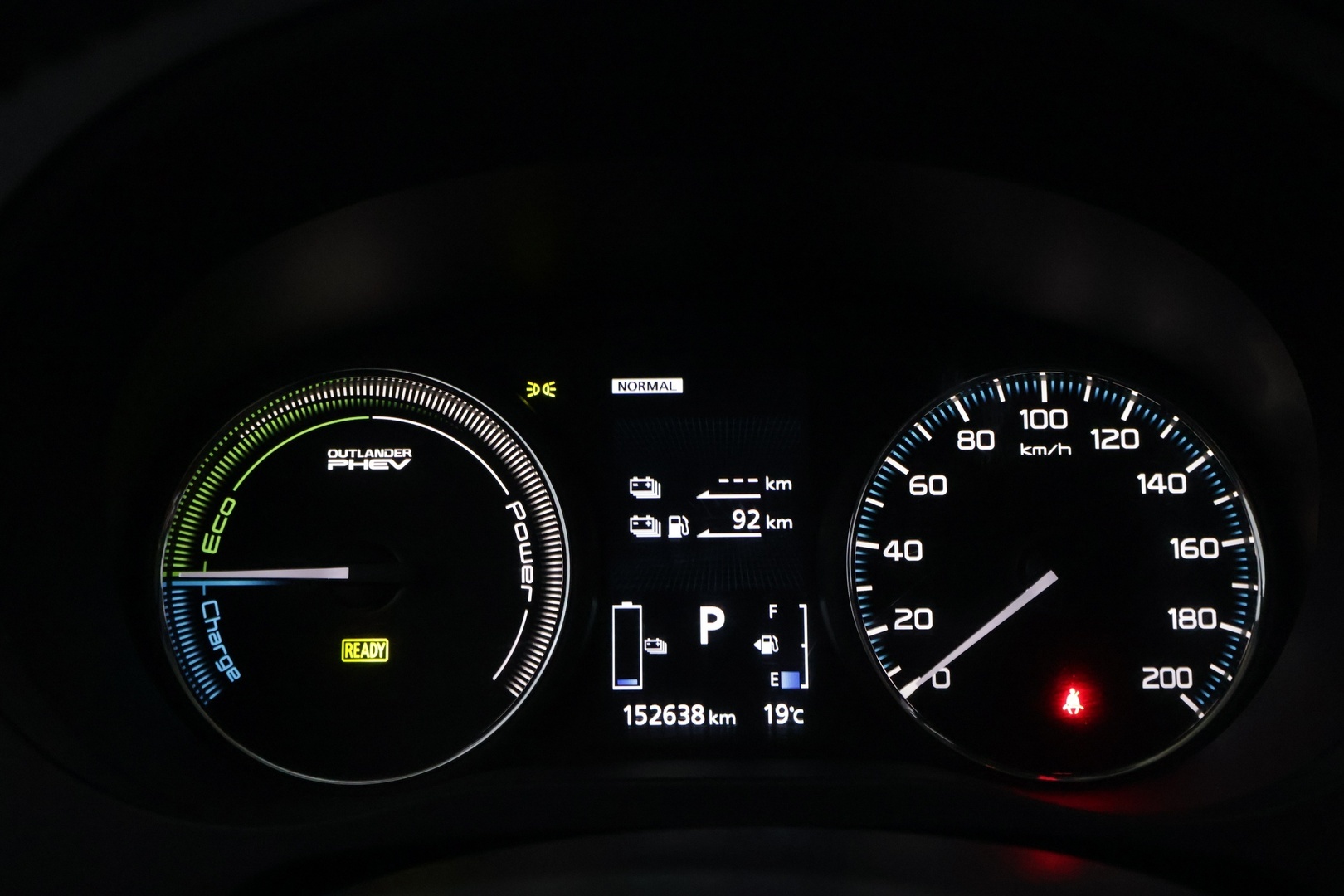 MITSUBISHI OUTLANDER PHEV 2017