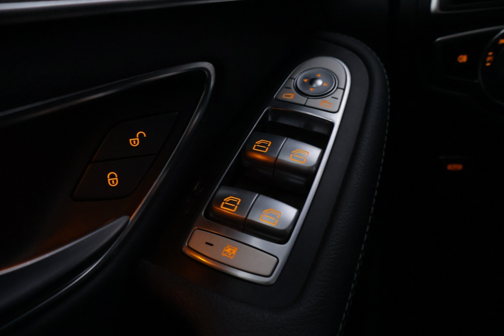 MERCEDES-BENZ GLC 2017