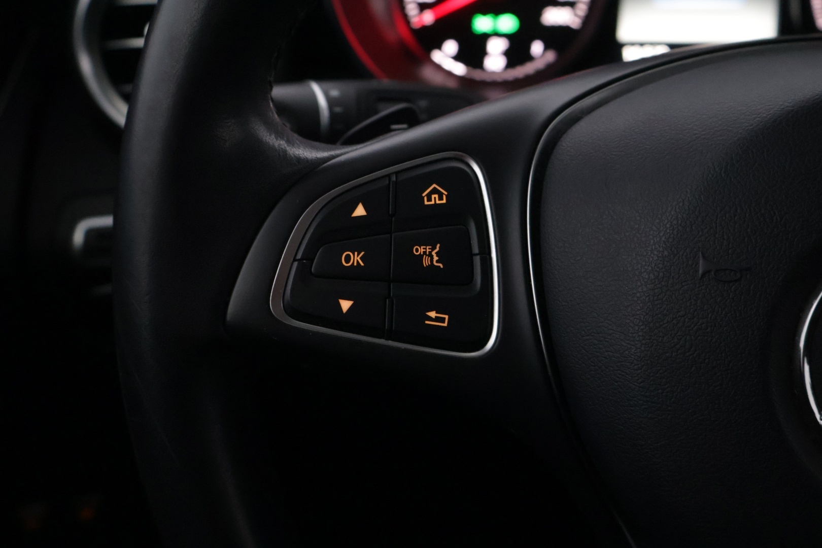 MERCEDES-BENZ GLC 2017