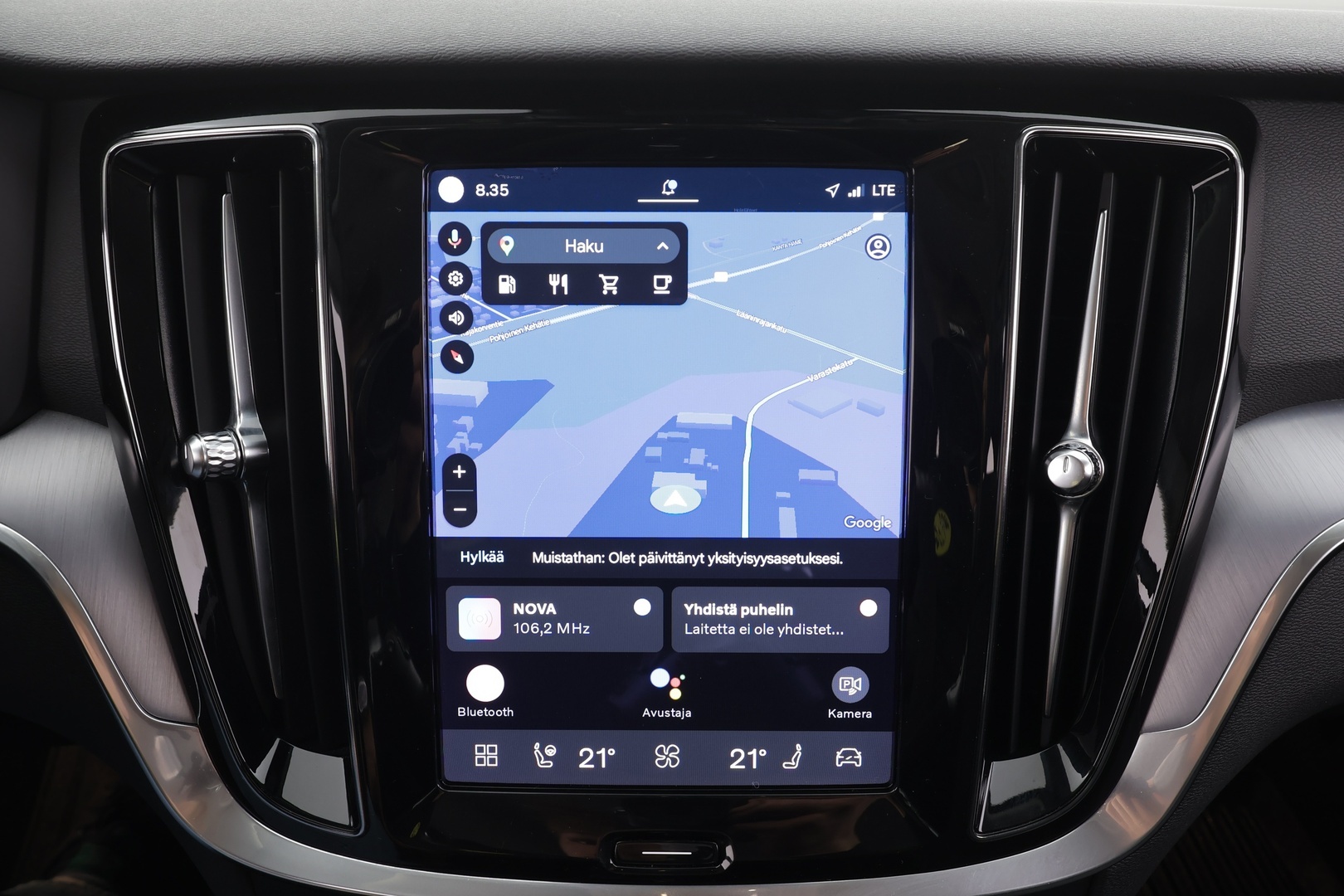 VOLVO V60 2023