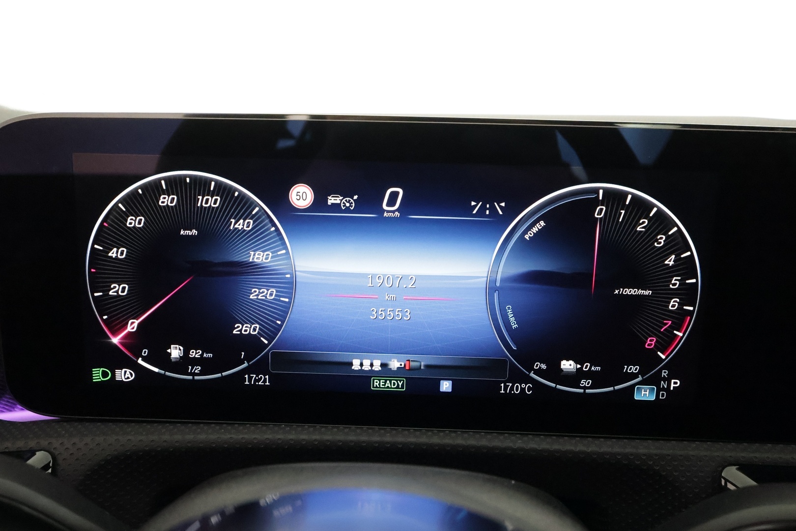 MERCEDES-BENZ CLA 2024