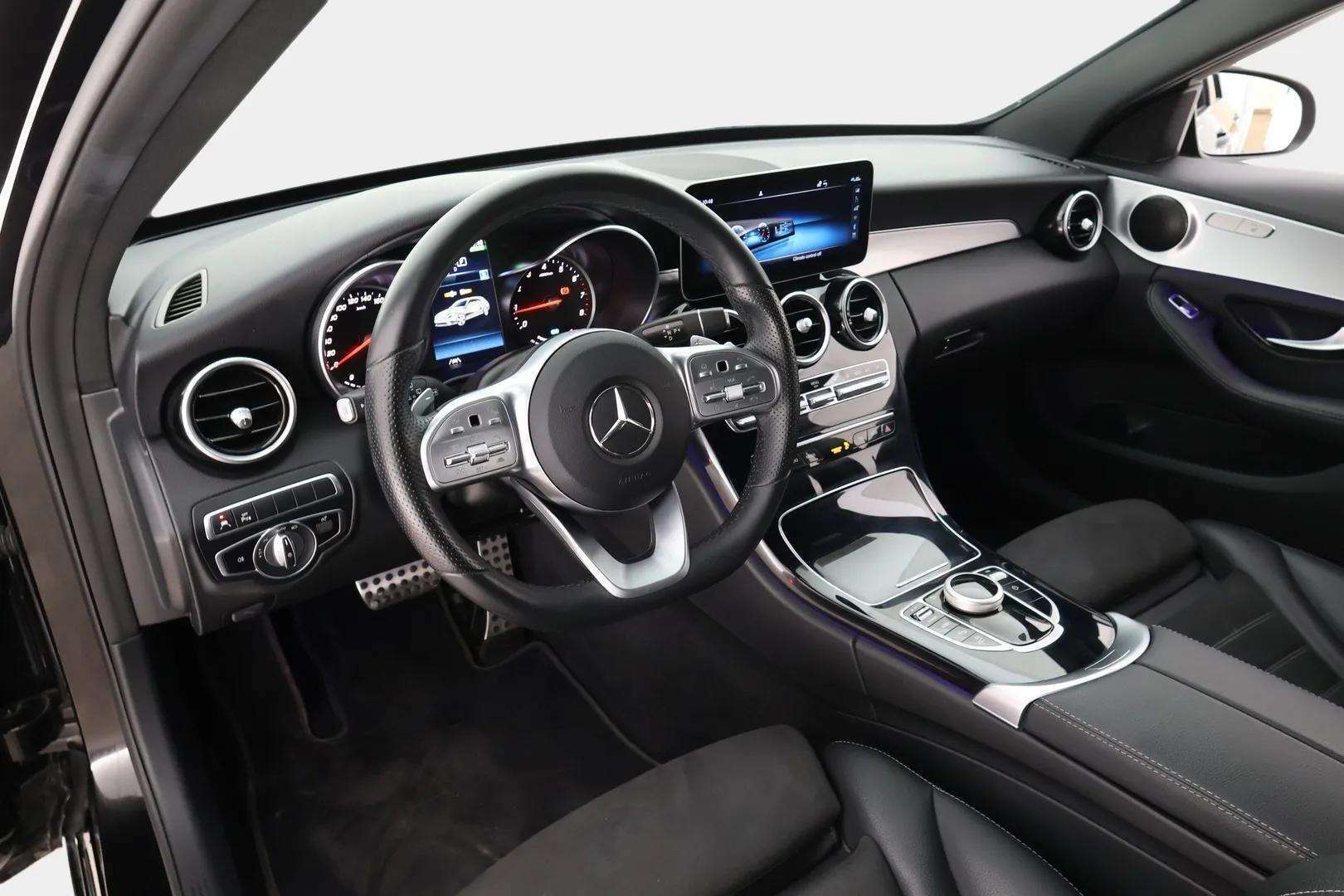 MERCEDES-BENZ C 2020