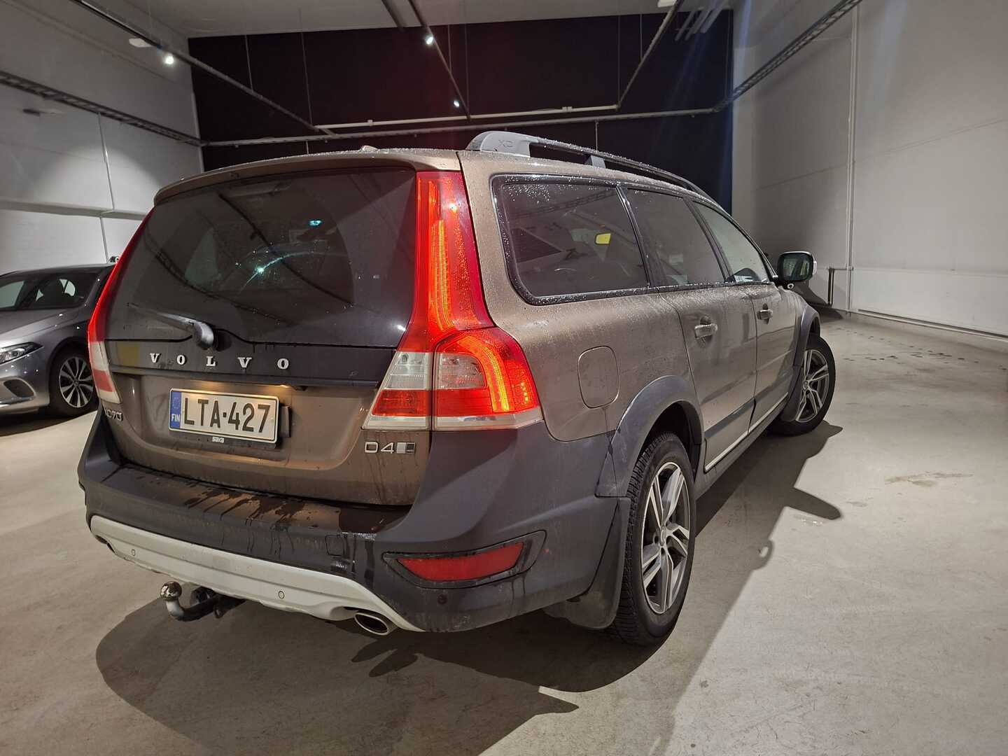 VOLVO XC70 2015
