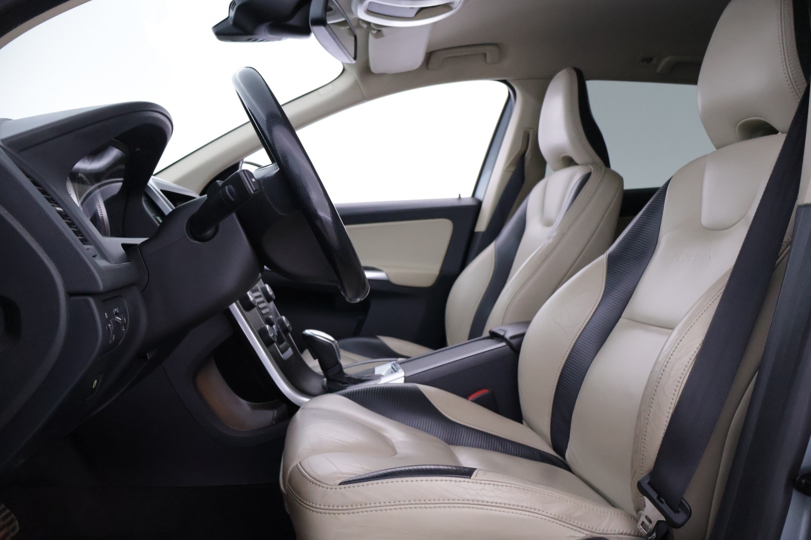 VOLVO XC60 2013