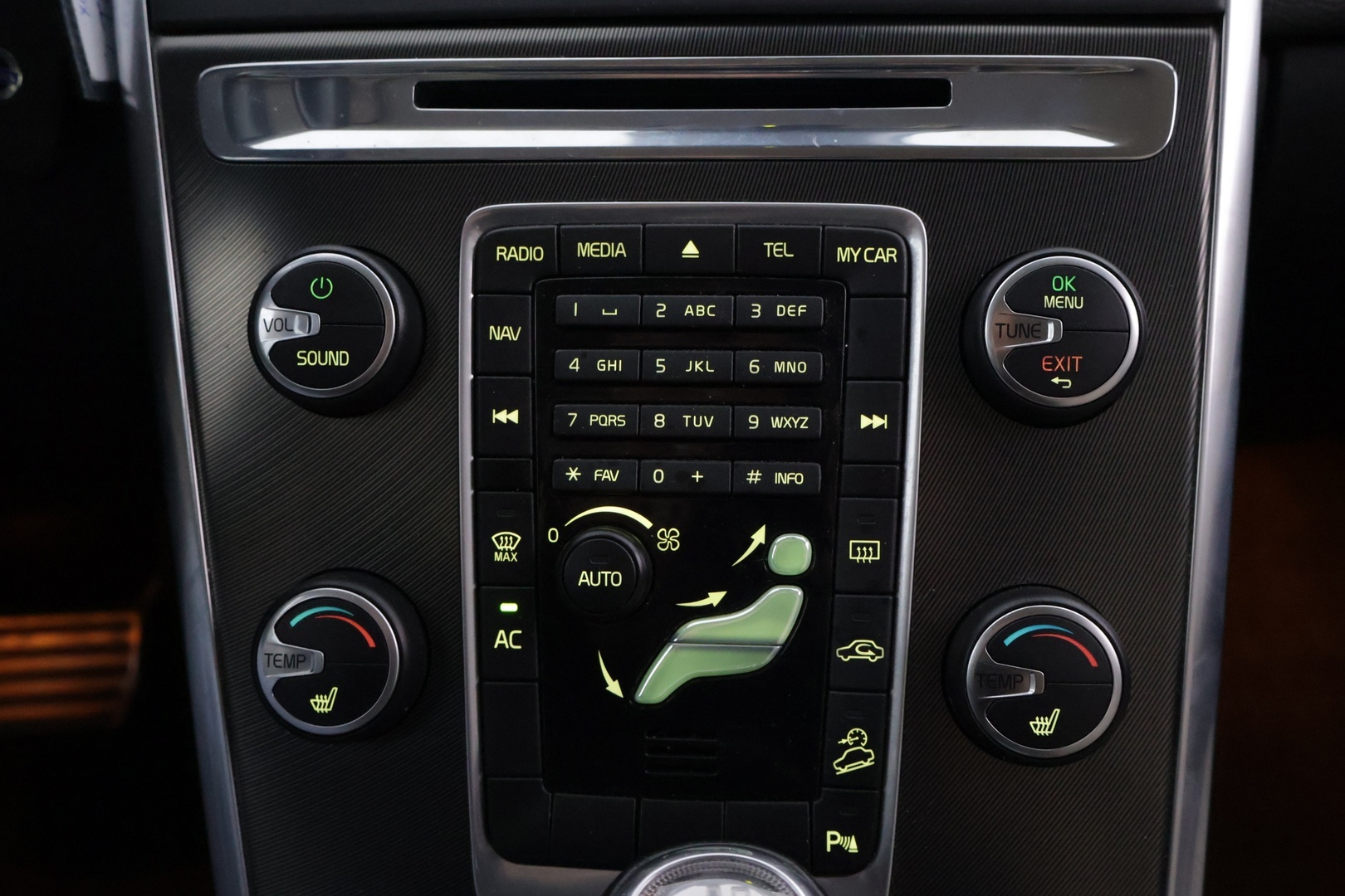 VOLVO XC60 2013