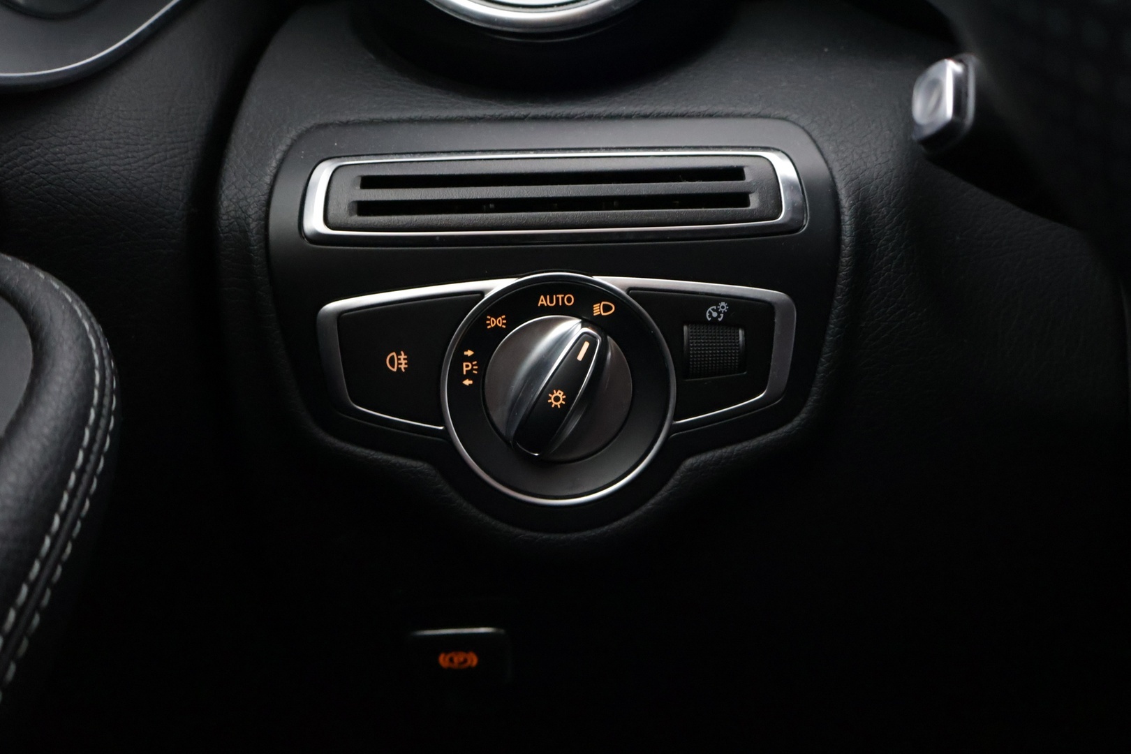 MERCEDES-BENZ C 2018