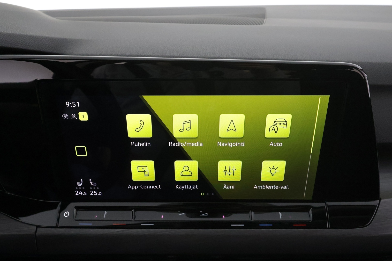 VOLKSWAGEN Golf 2021