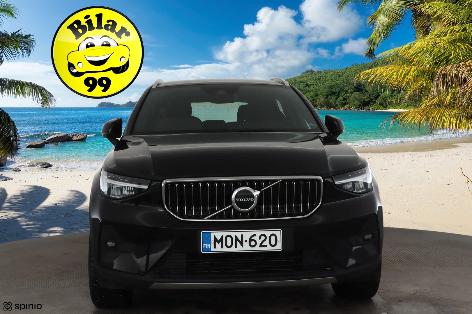 VOLVO XC40 2023