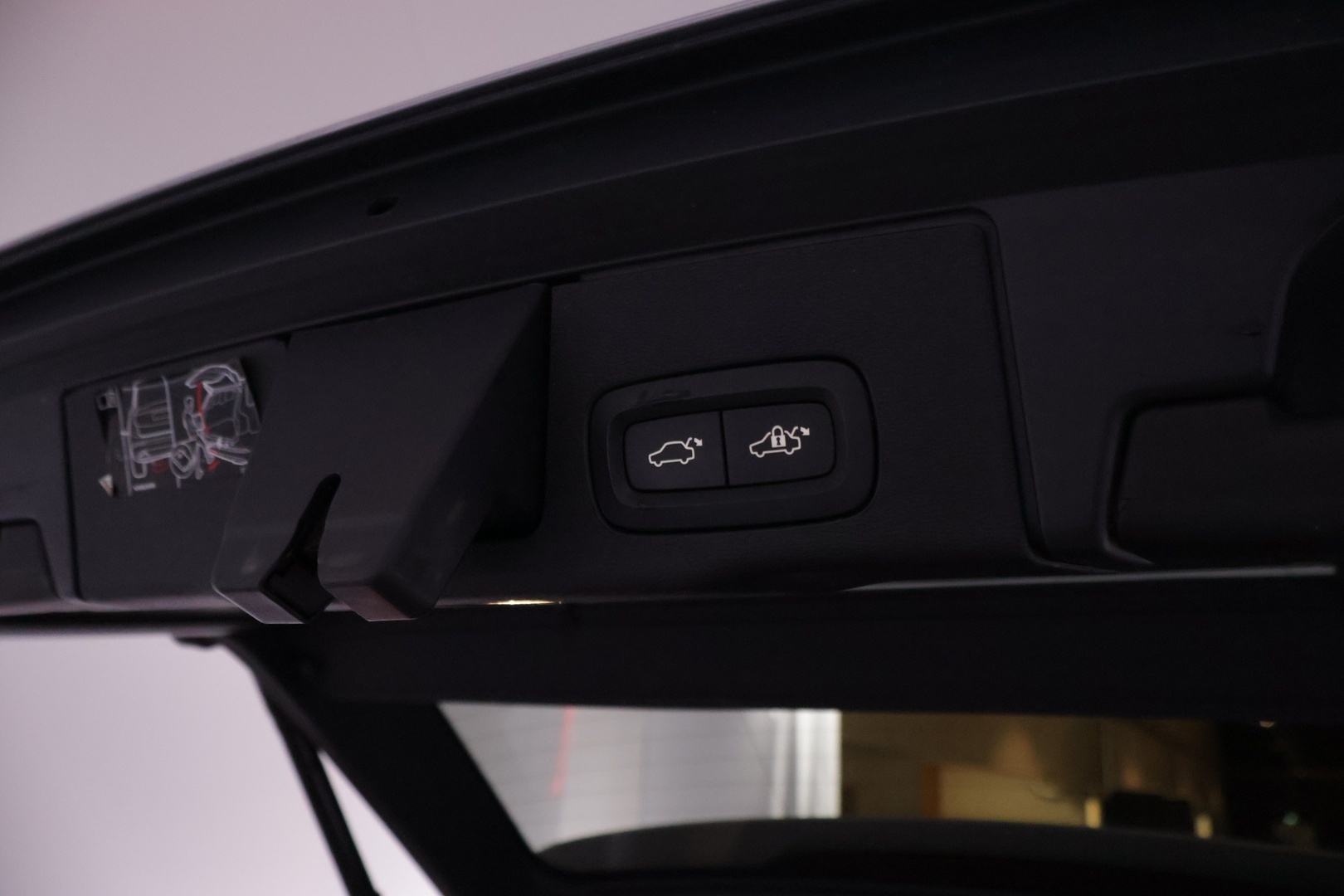 VOLVO XC60 2018