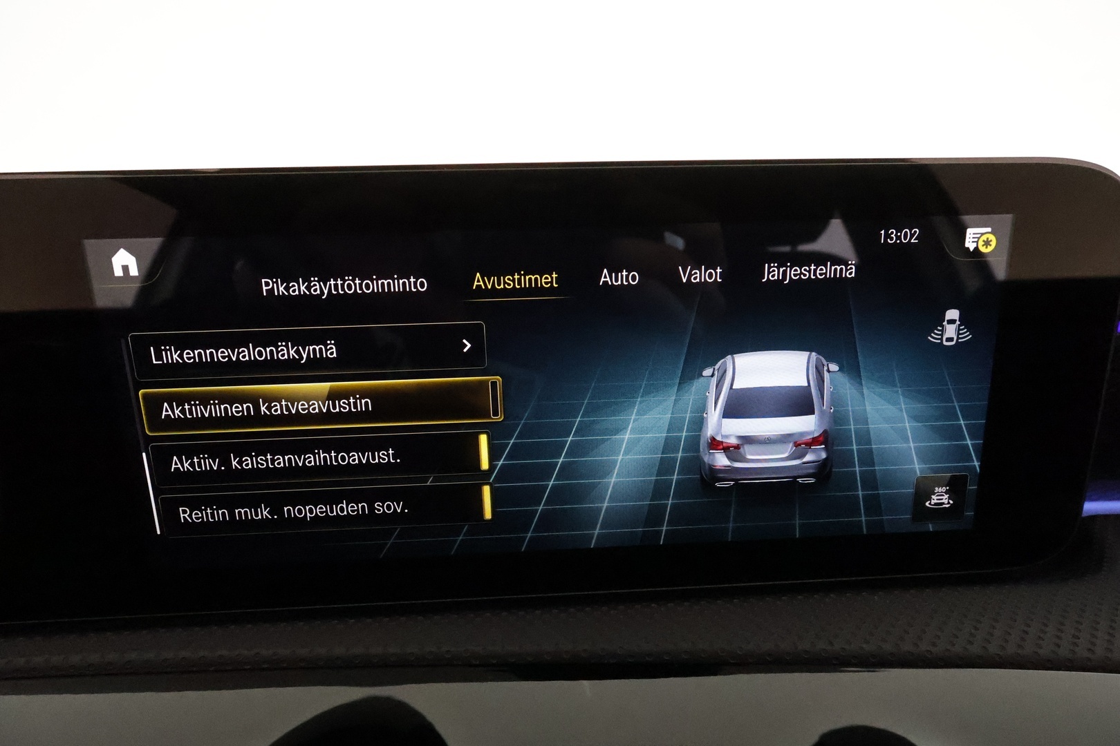 MERCEDES-BENZ A 2021