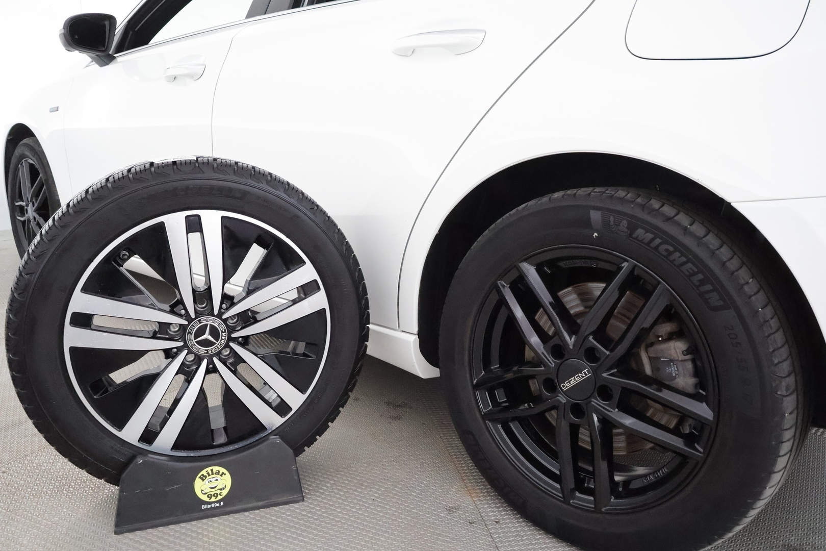 MERCEDES-BENZ A 2021