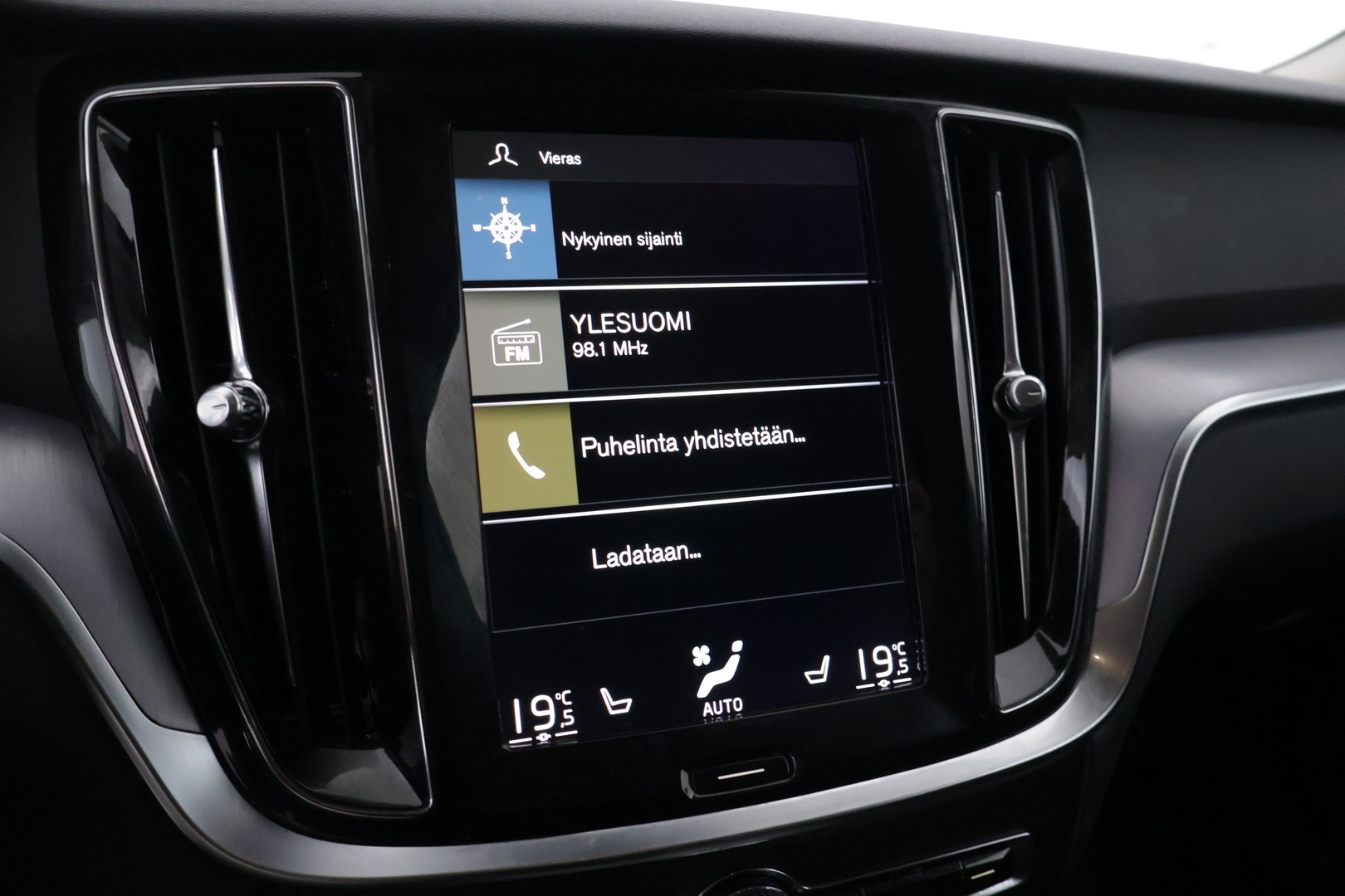VOLVO V60 Cross Country 2022
