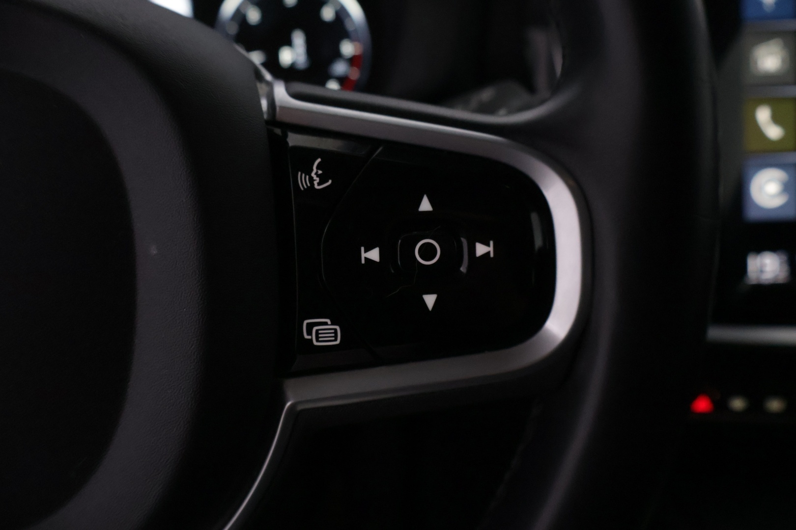 VOLVO V60 Cross Country 2022