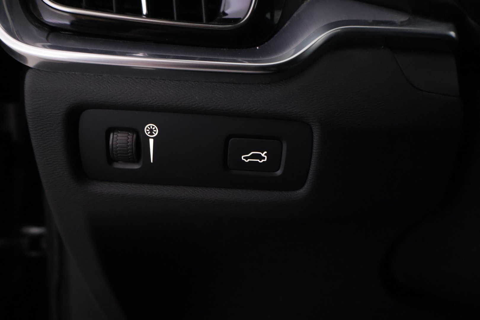 VOLVO V60 Cross Country 2022