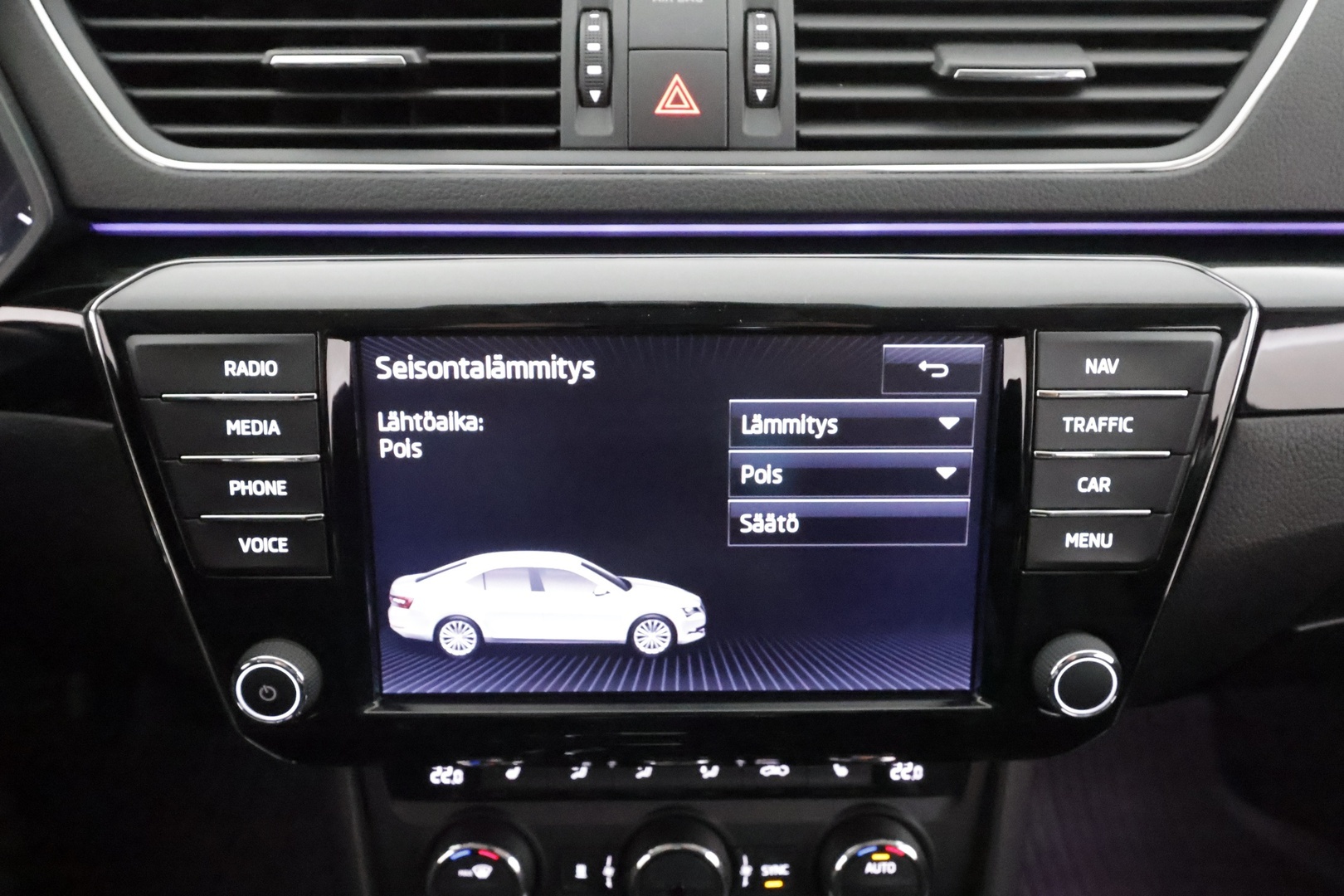 SKODA SUPERB 2017