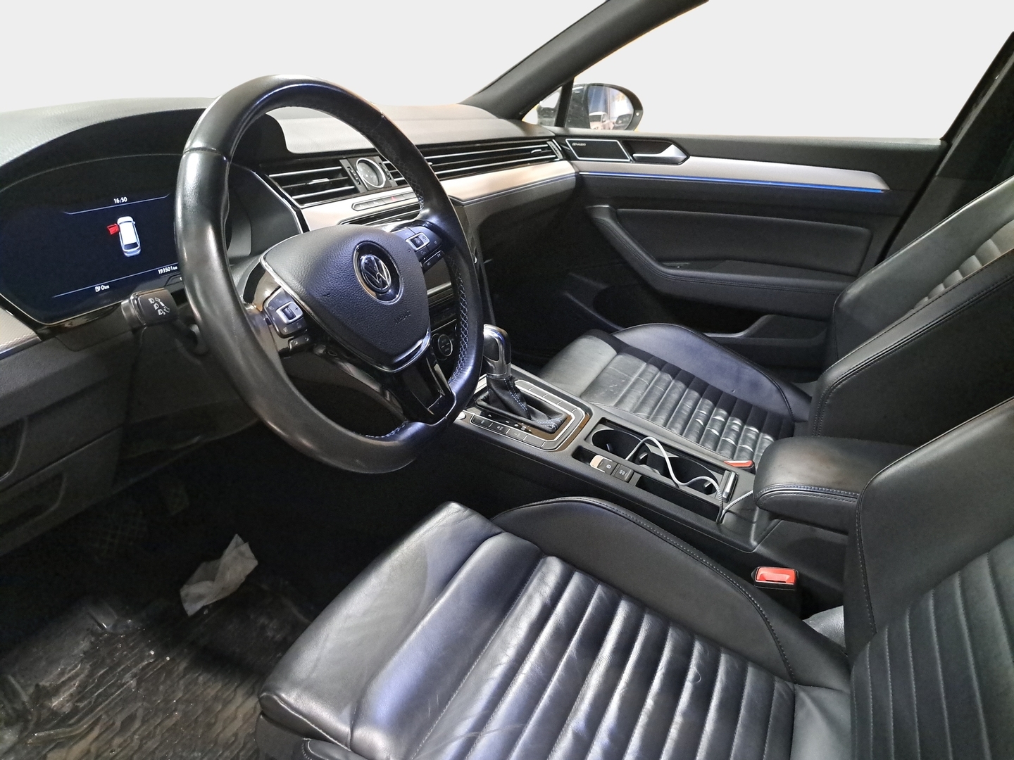 VOLKSWAGEN Passat 2016