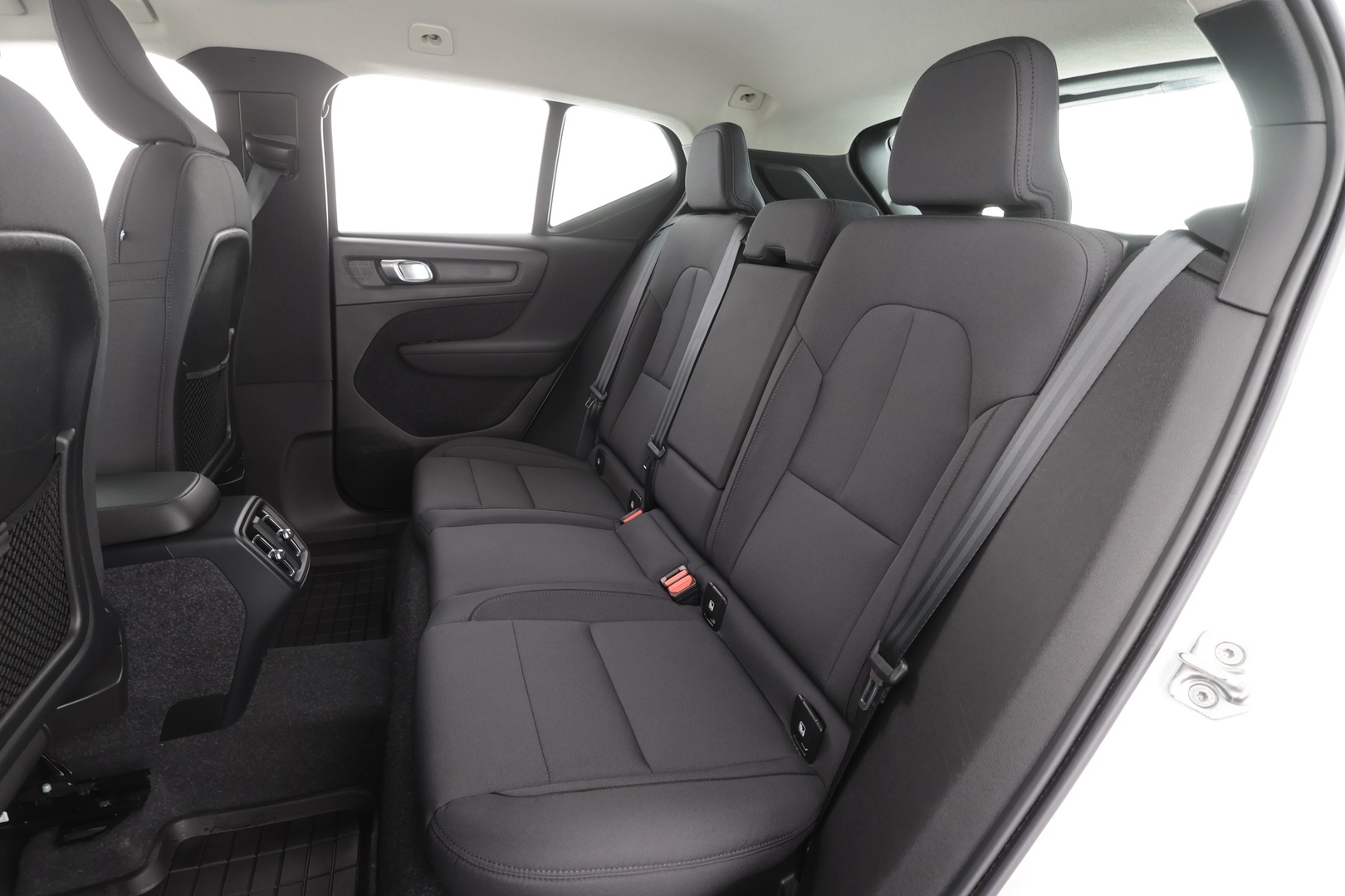 VOLVO XC40 2021