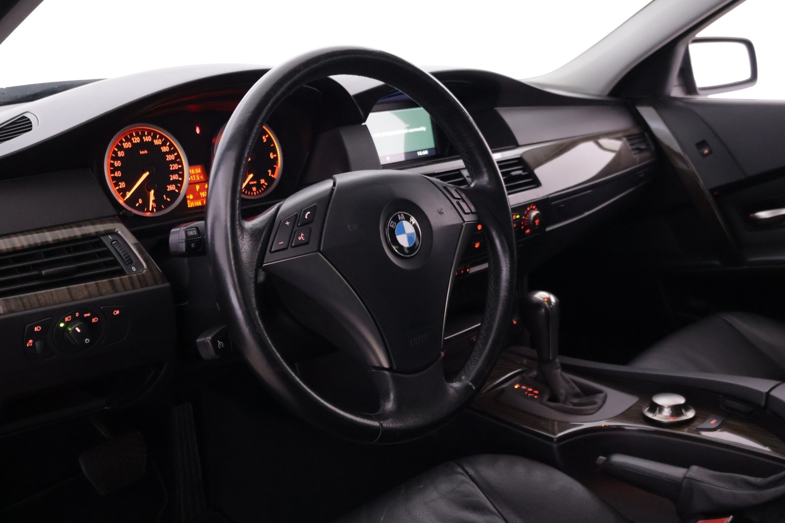 BMW 545 2005