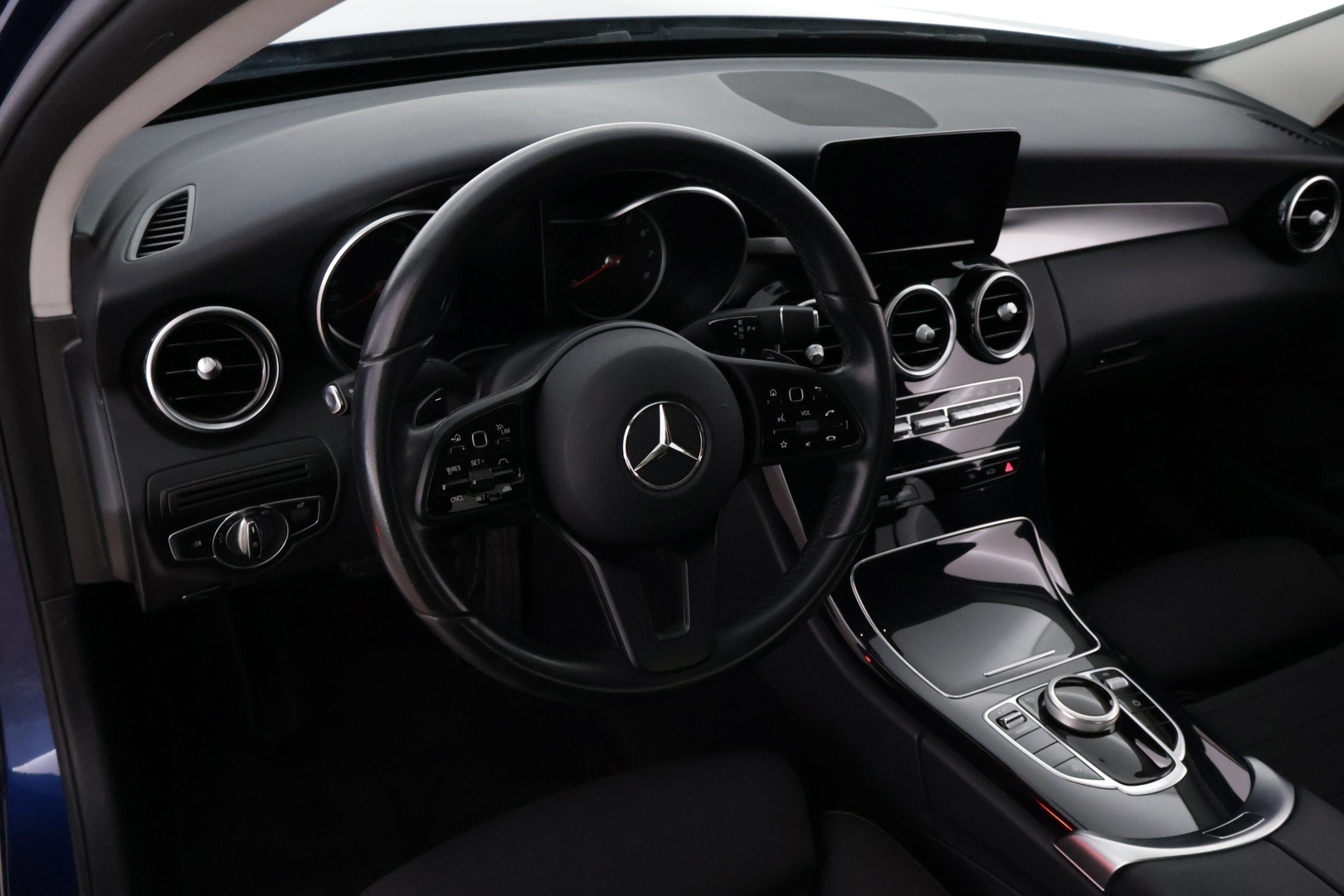 MERCEDES-BENZ C 2020