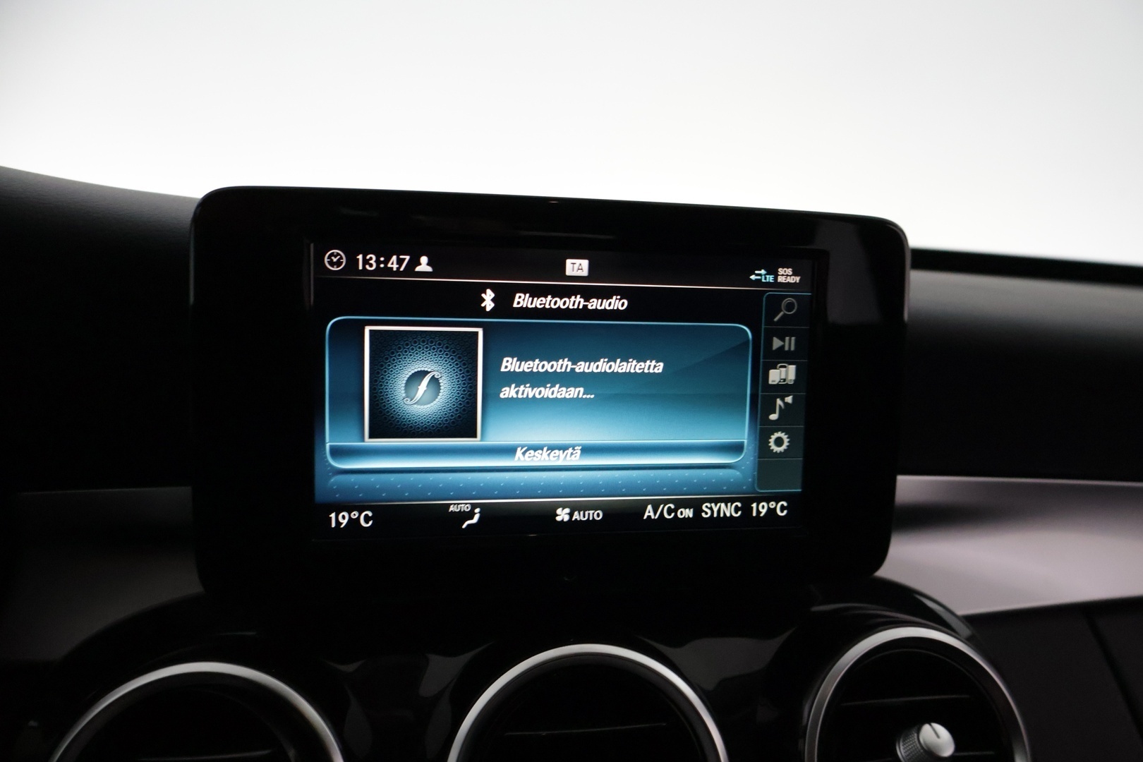 MERCEDES-BENZ C 2020