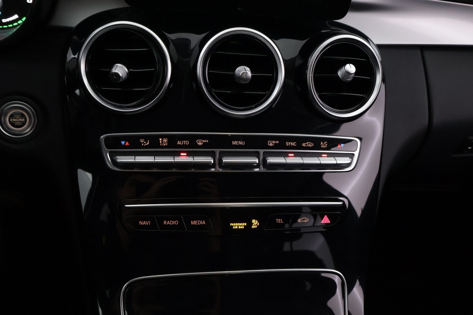 MERCEDES-BENZ C 2020