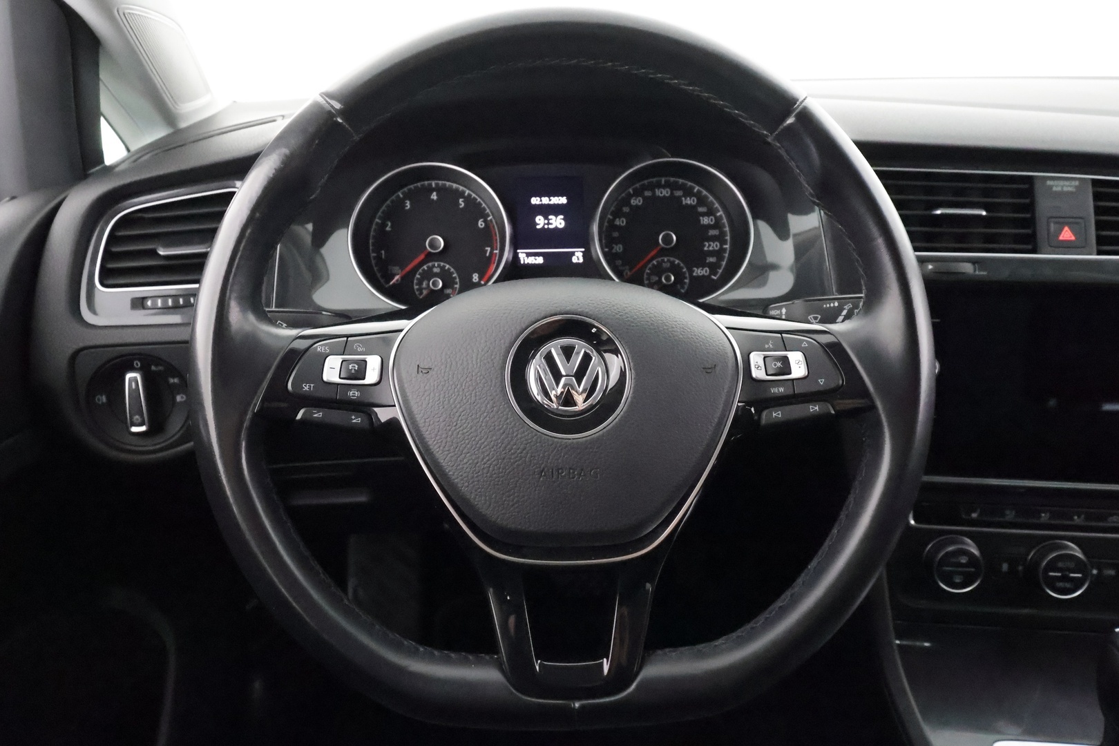 VOLKSWAGEN Golf 2020
