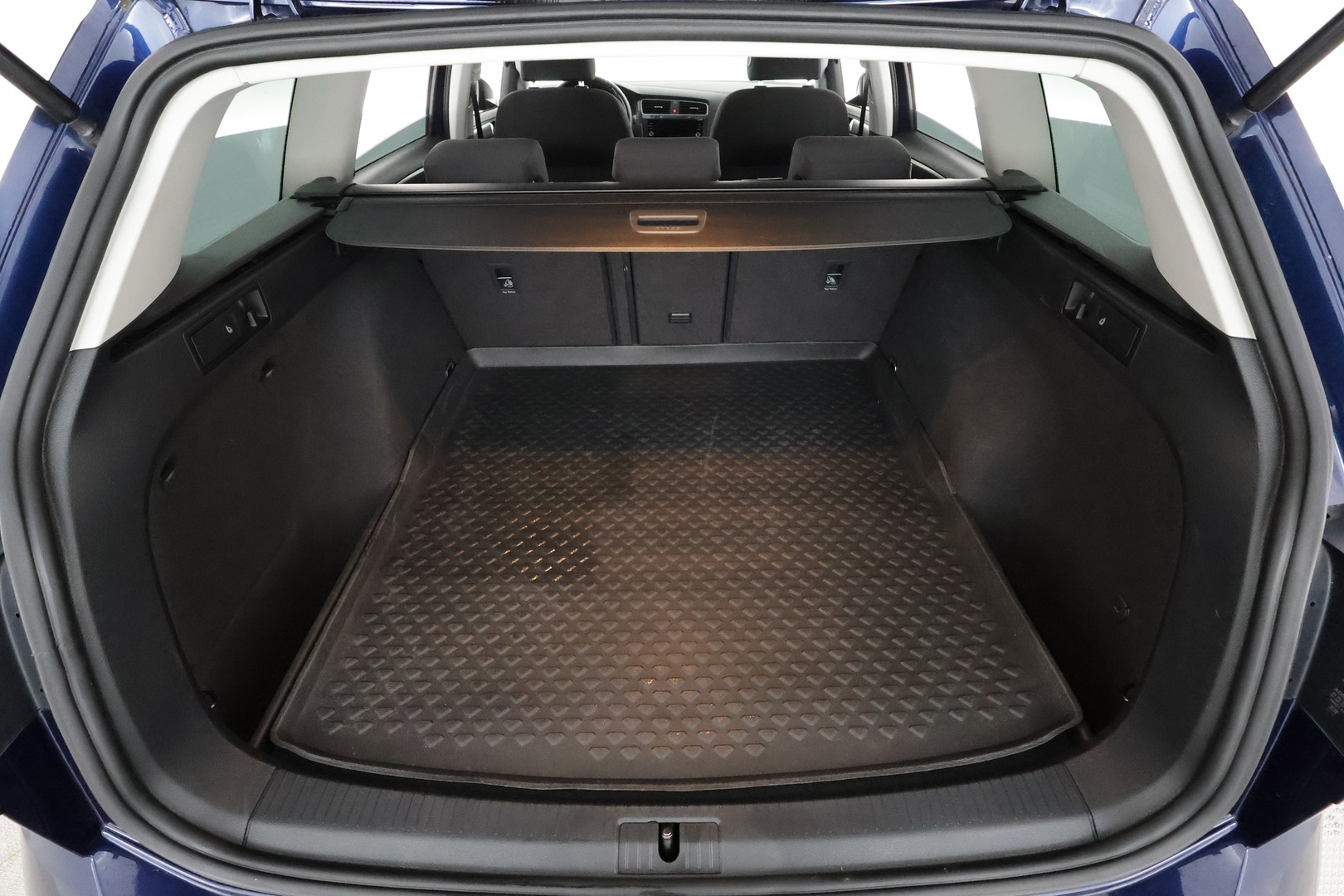 VOLKSWAGEN Golf 2020