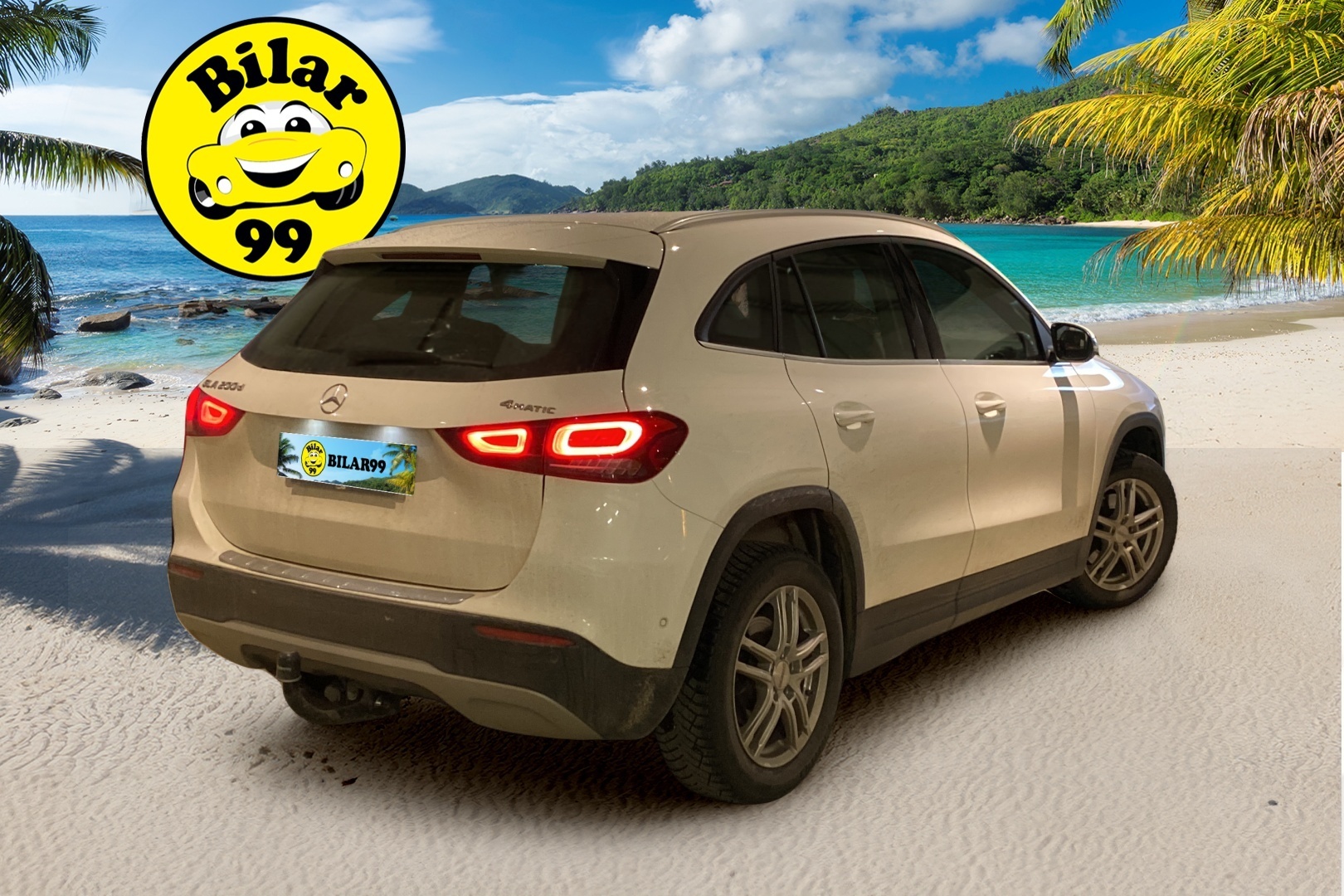 MERCEDES-BENZ GLA 2021