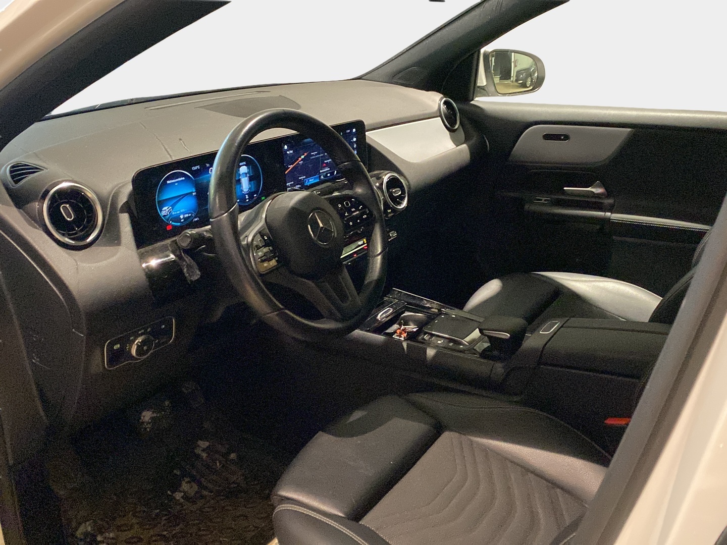 MERCEDES-BENZ GLA 2021