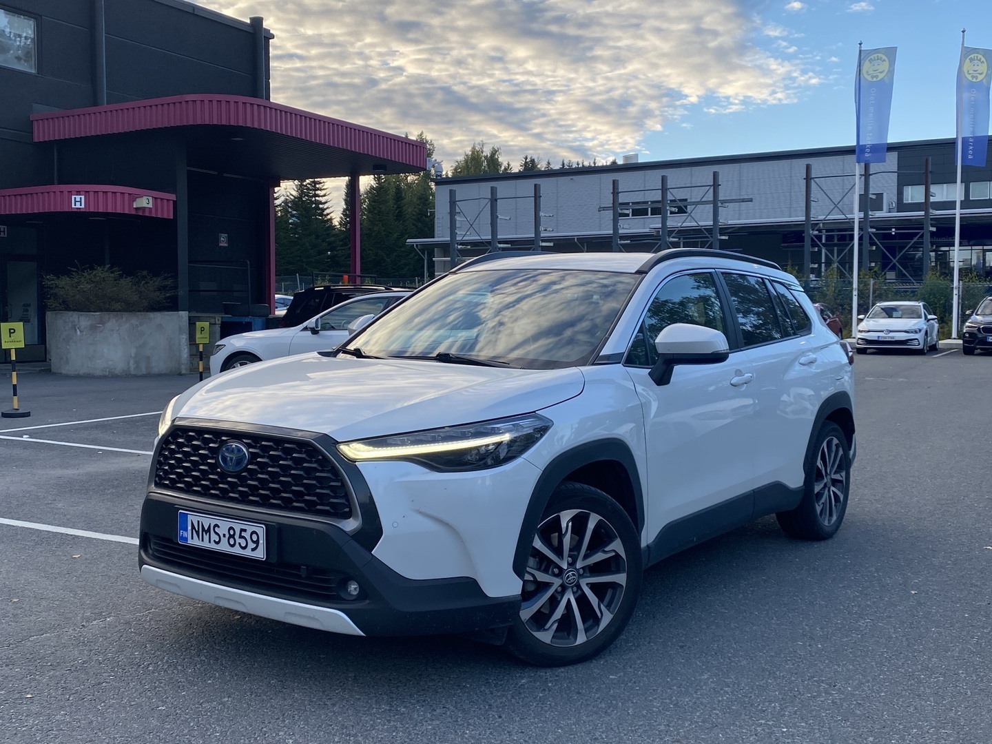 TOYOTA Corolla Cross 2023