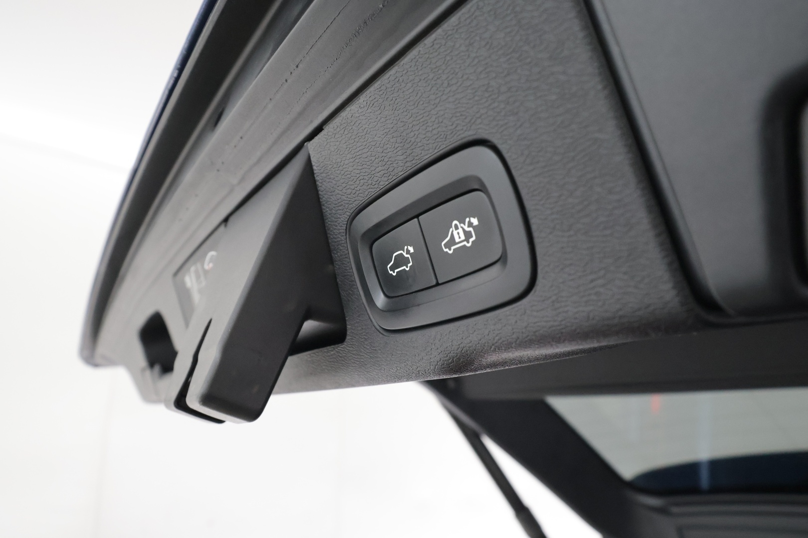 VOLVO XC60 2020