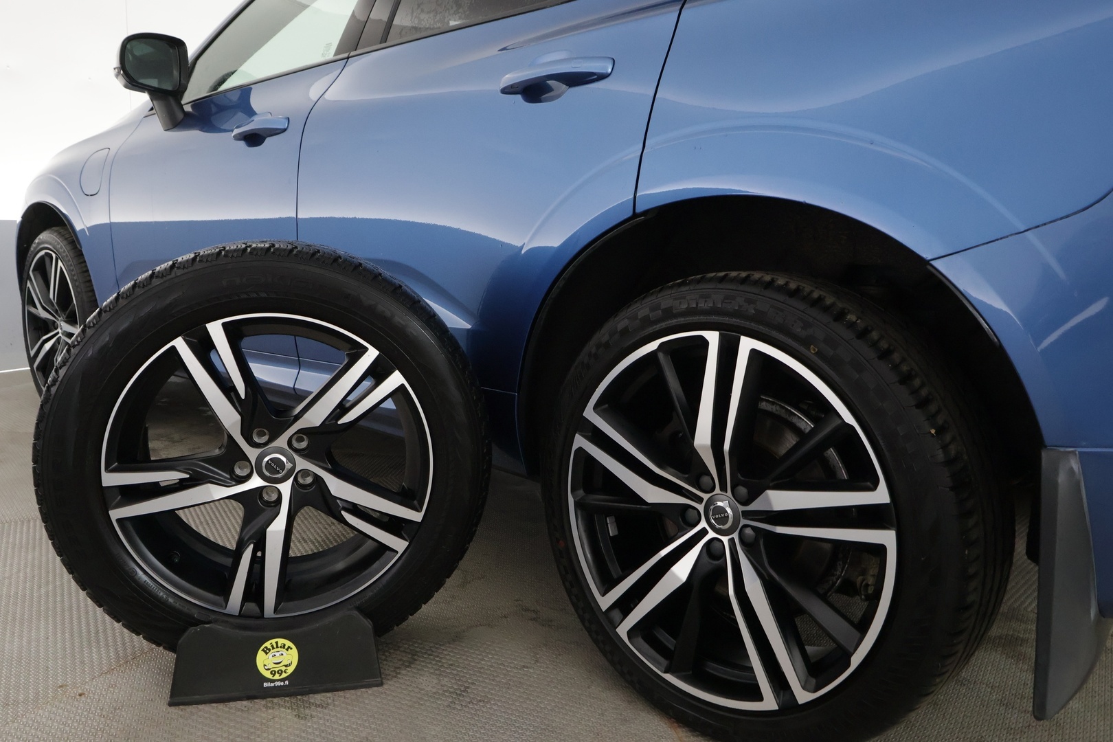 VOLVO XC60 2020