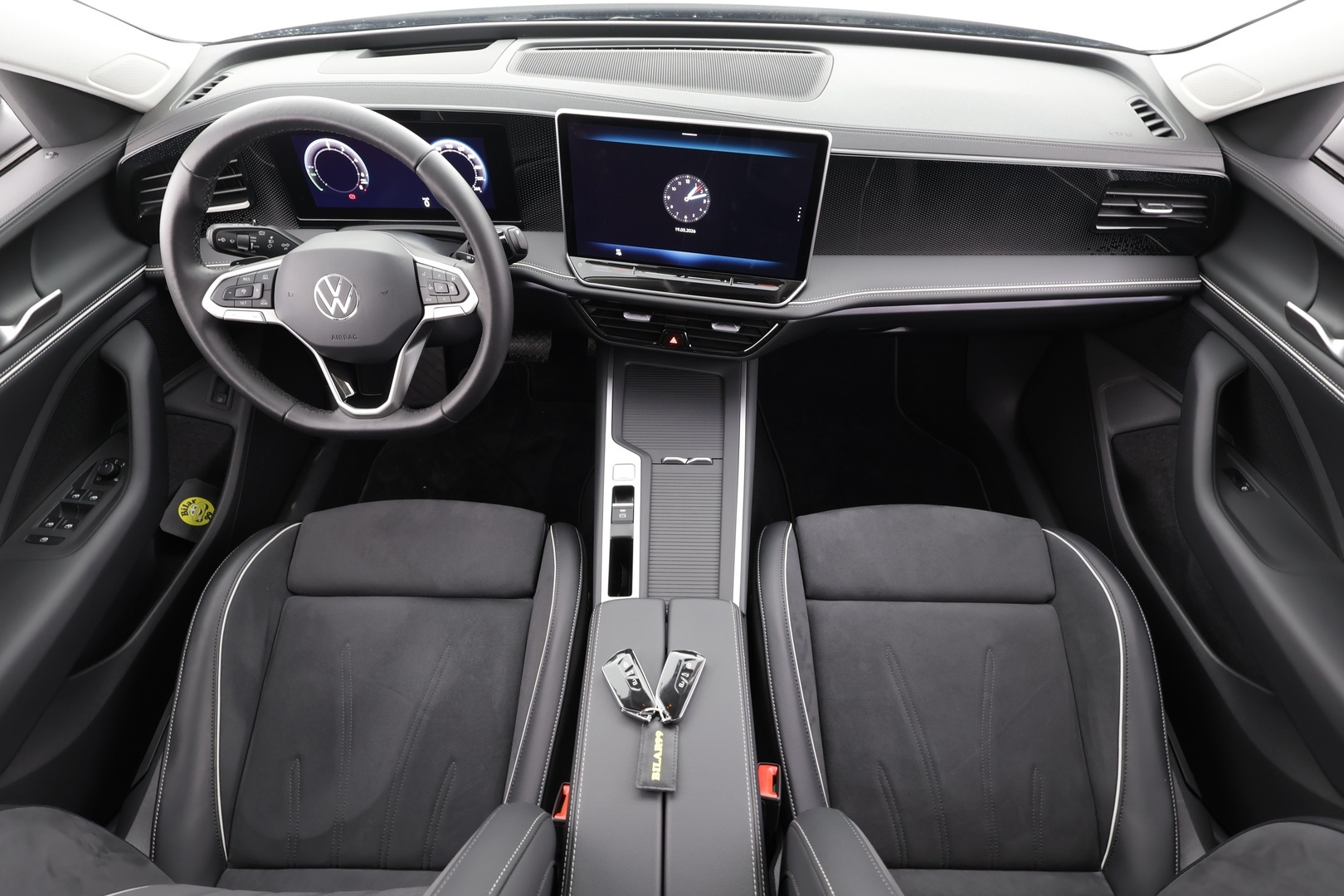 VOLKSWAGEN PASSAT 2025