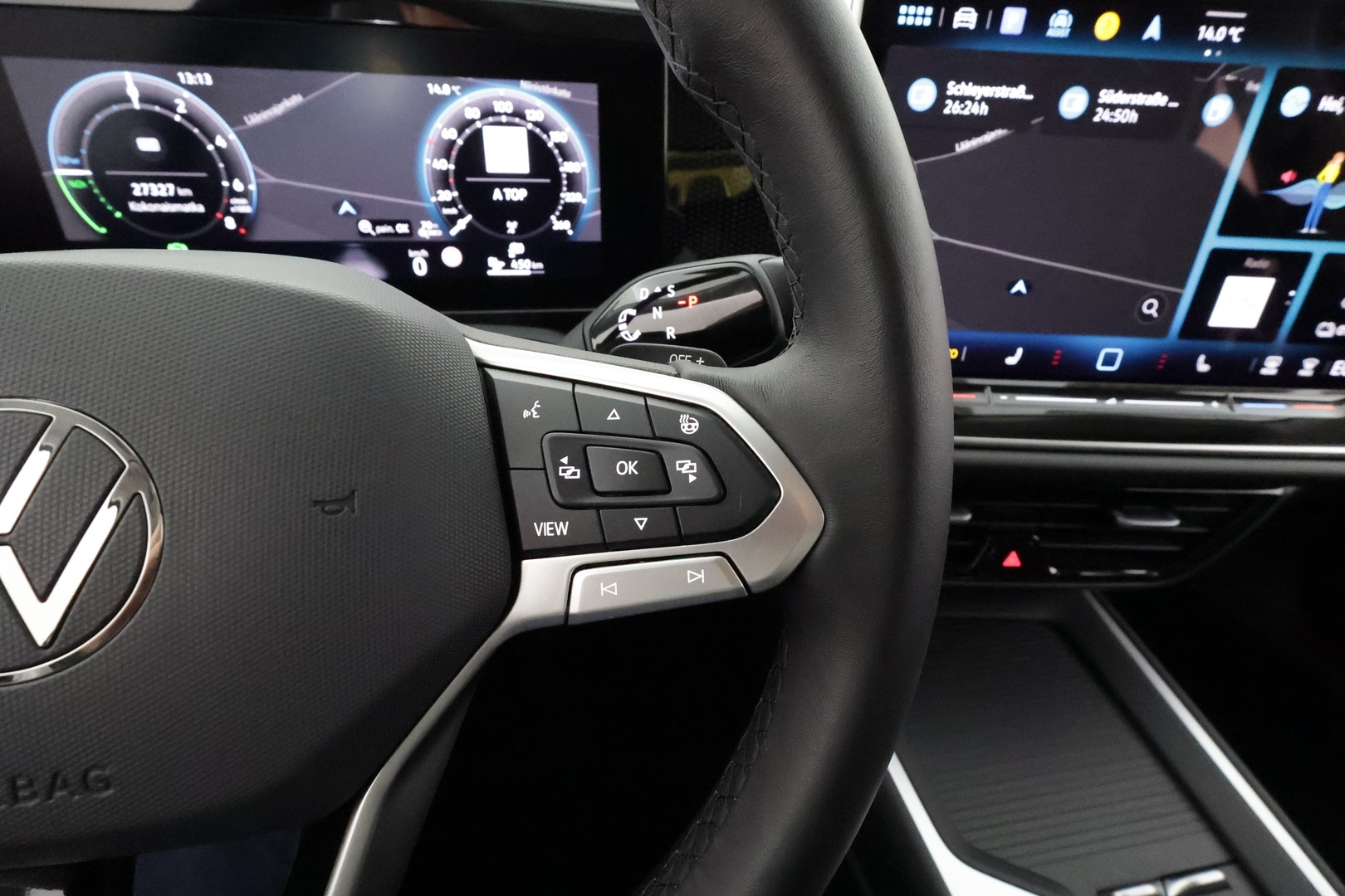 VOLKSWAGEN PASSAT 2025