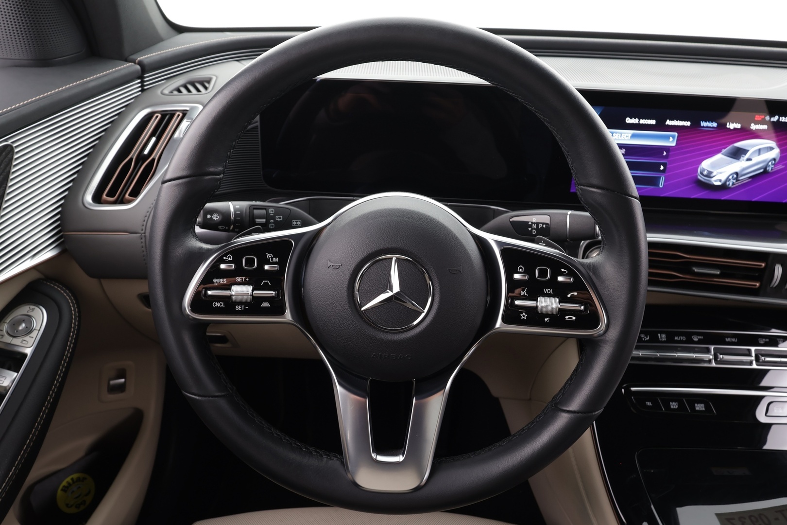 MERCEDES-BENZ EQC 2023