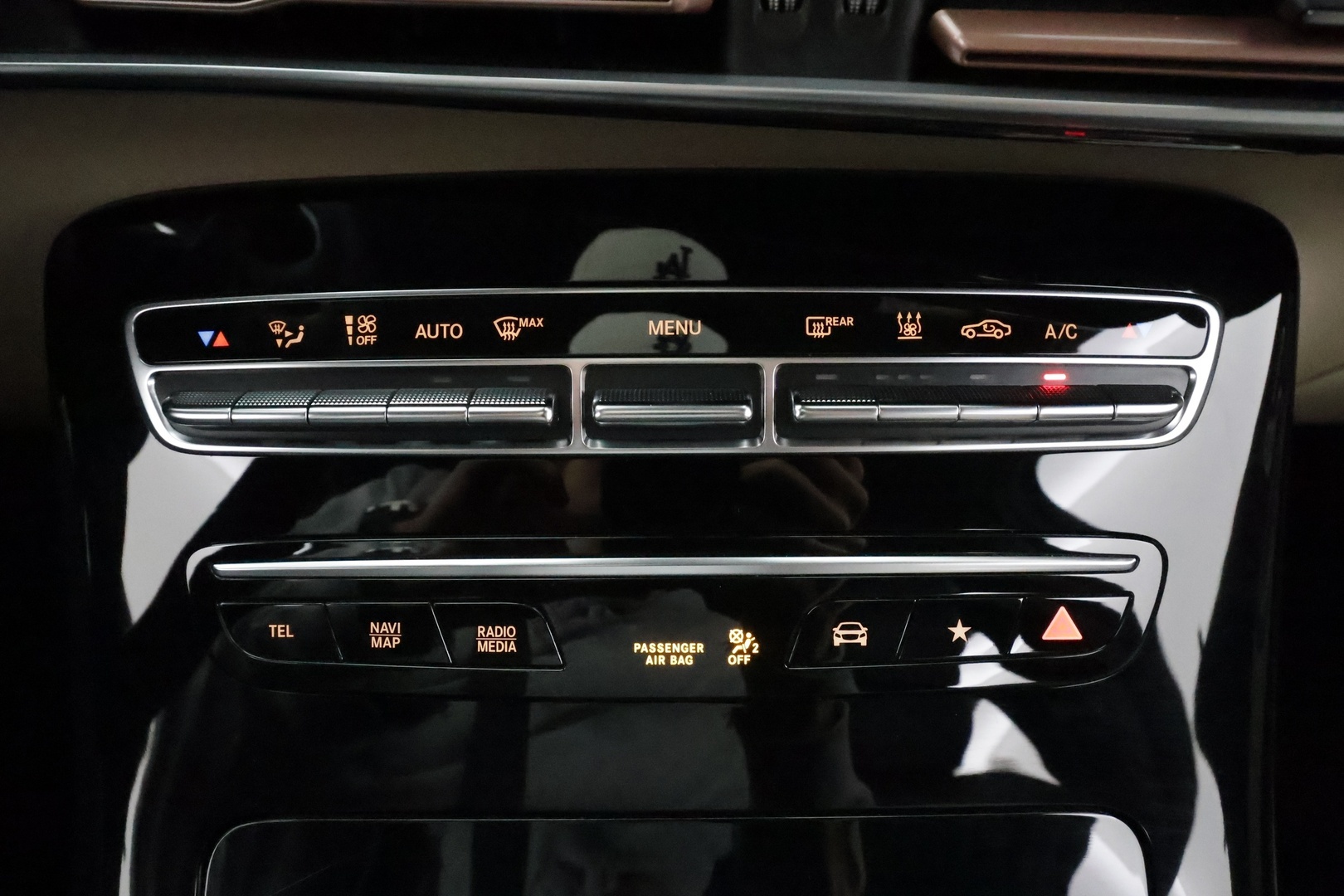 MERCEDES-BENZ EQC 2023