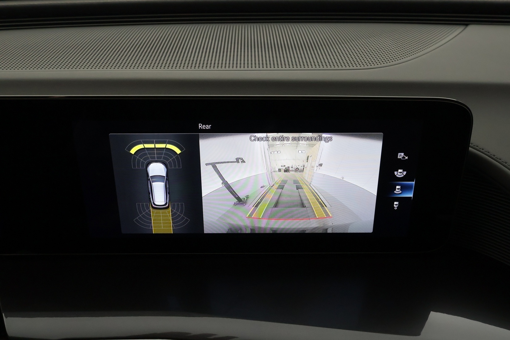 MERCEDES-BENZ EQC 2023