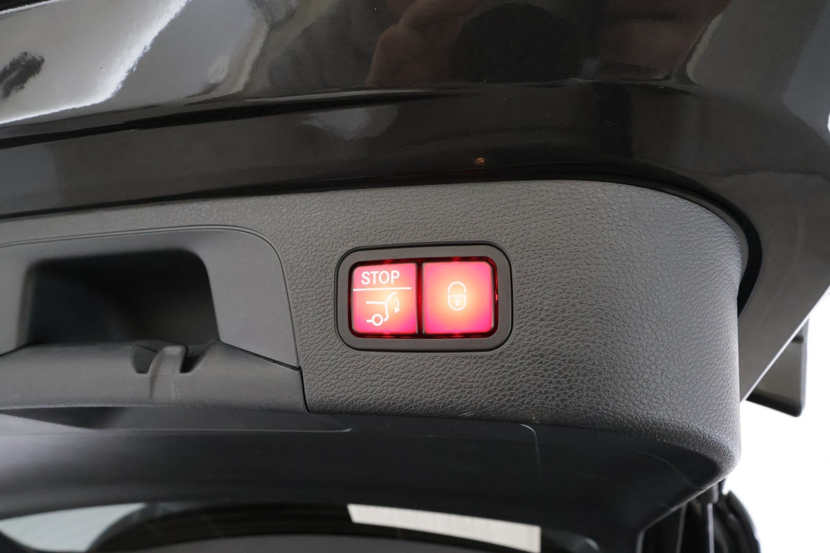 MERCEDES-BENZ EQC 2023