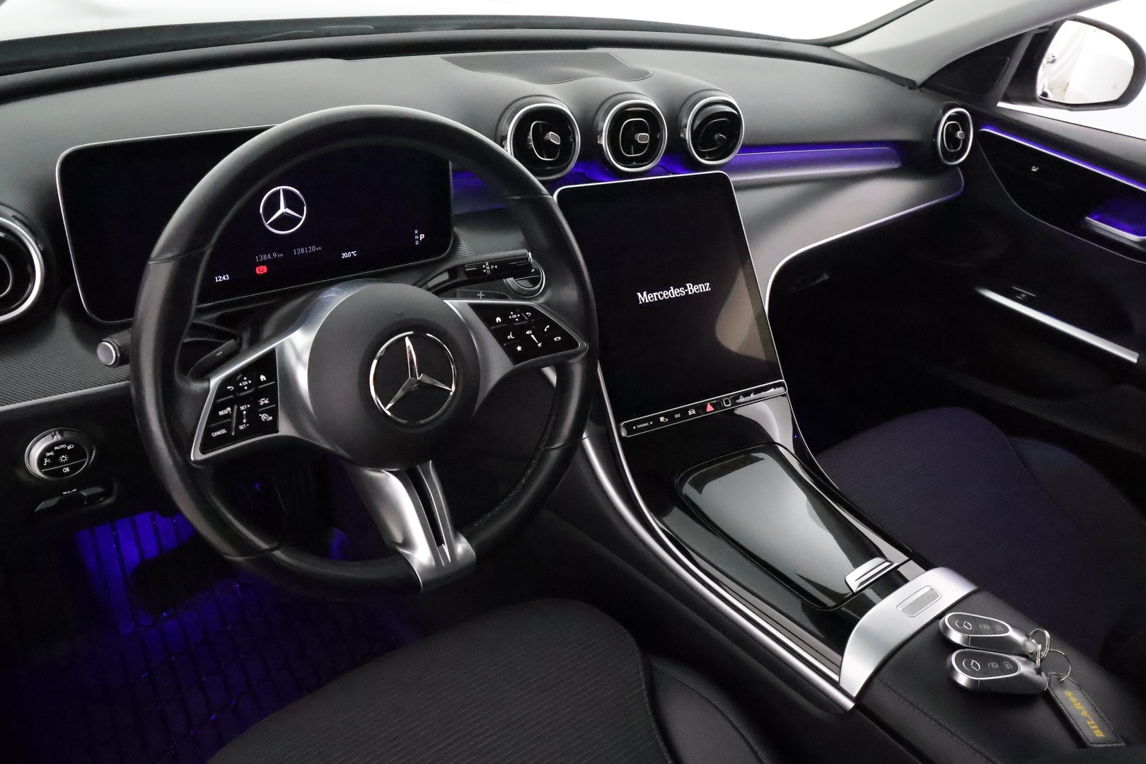 MERCEDES-BENZ C 2022