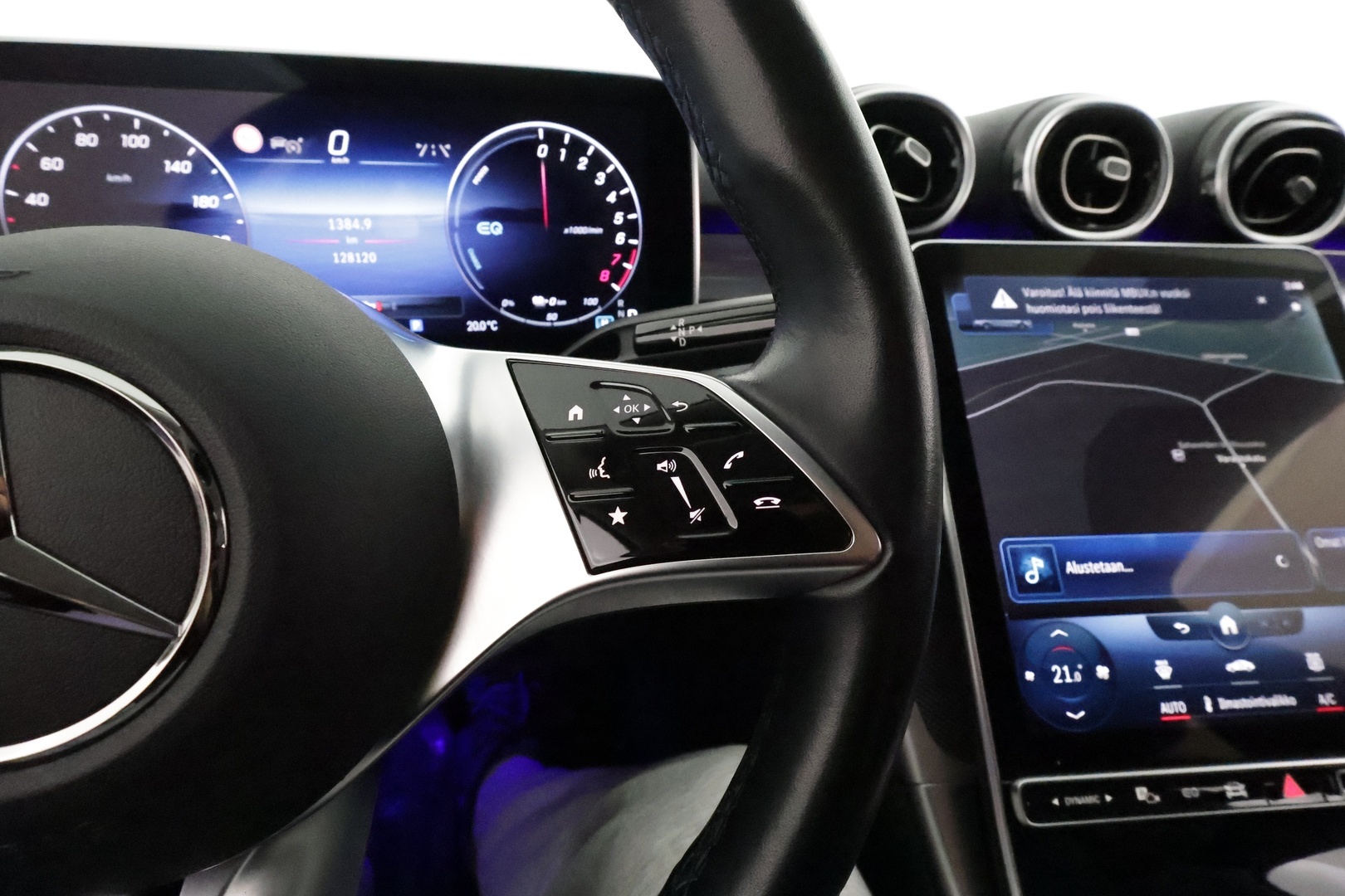 MERCEDES-BENZ C 2022