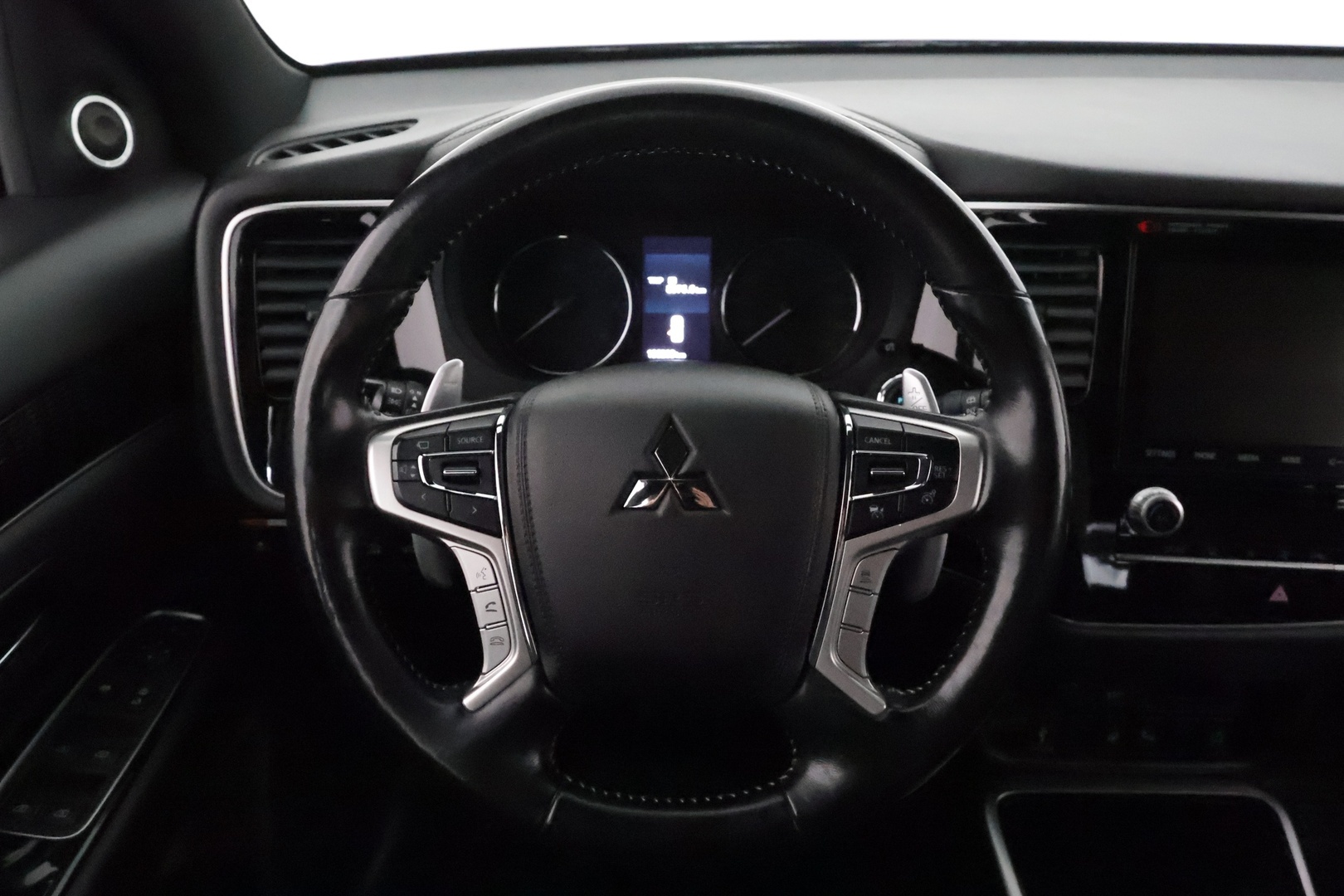 MITSUBISHI OUTLANDER PHEV 2020