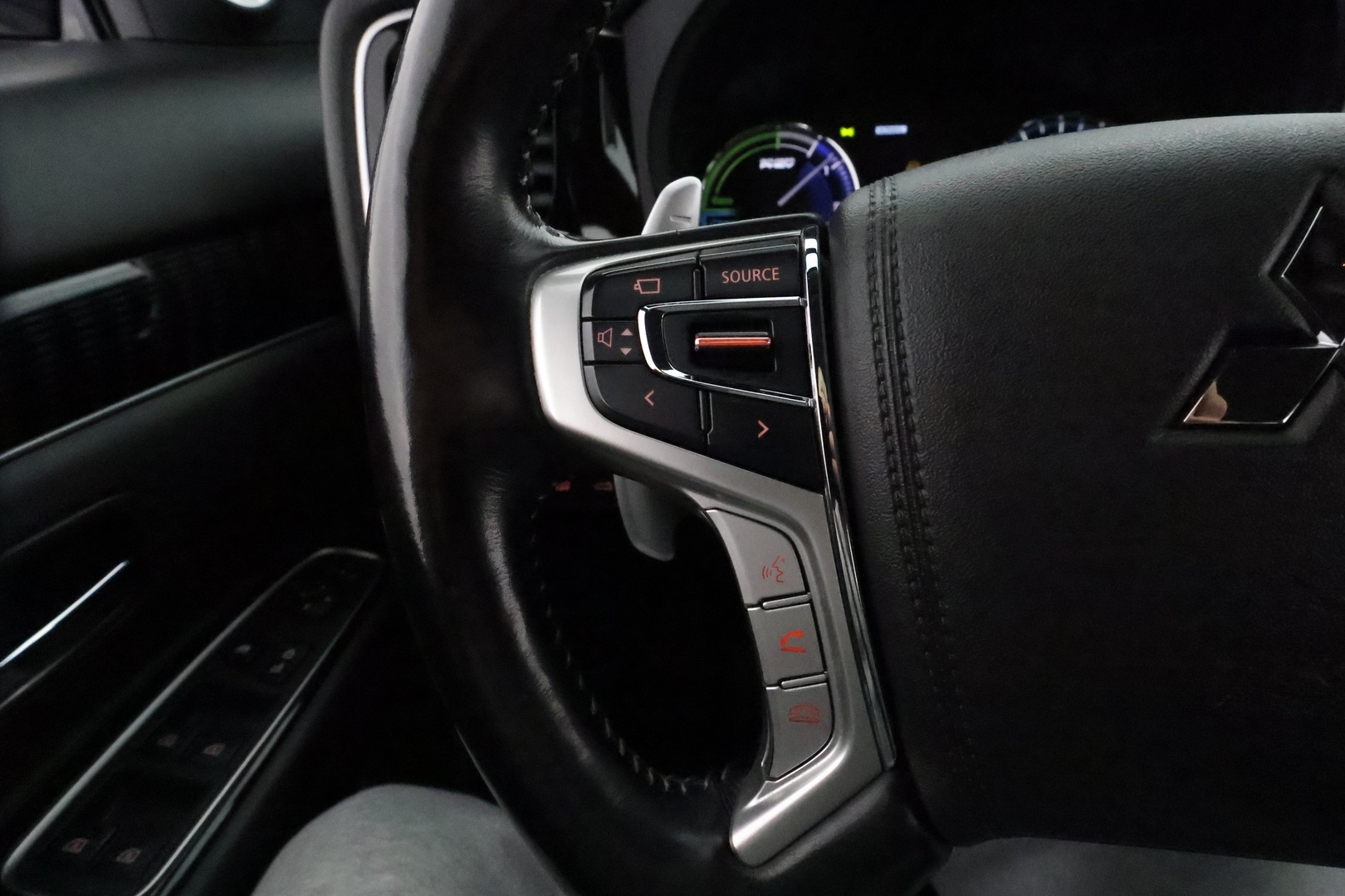 MITSUBISHI OUTLANDER PHEV 2020