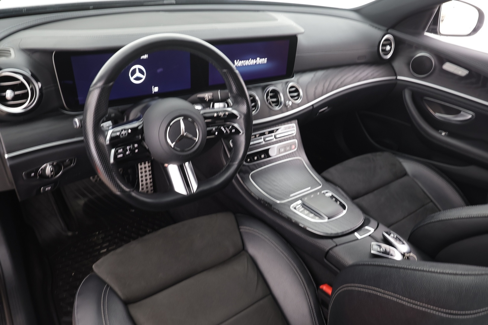 MERCEDES-BENZ E 2021