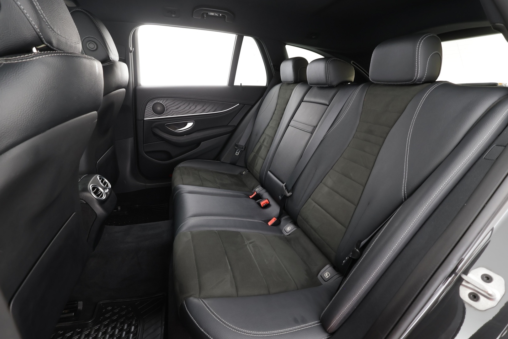 MERCEDES-BENZ E 2021