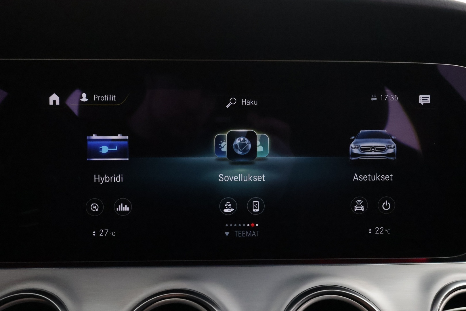 MERCEDES-BENZ E 2023