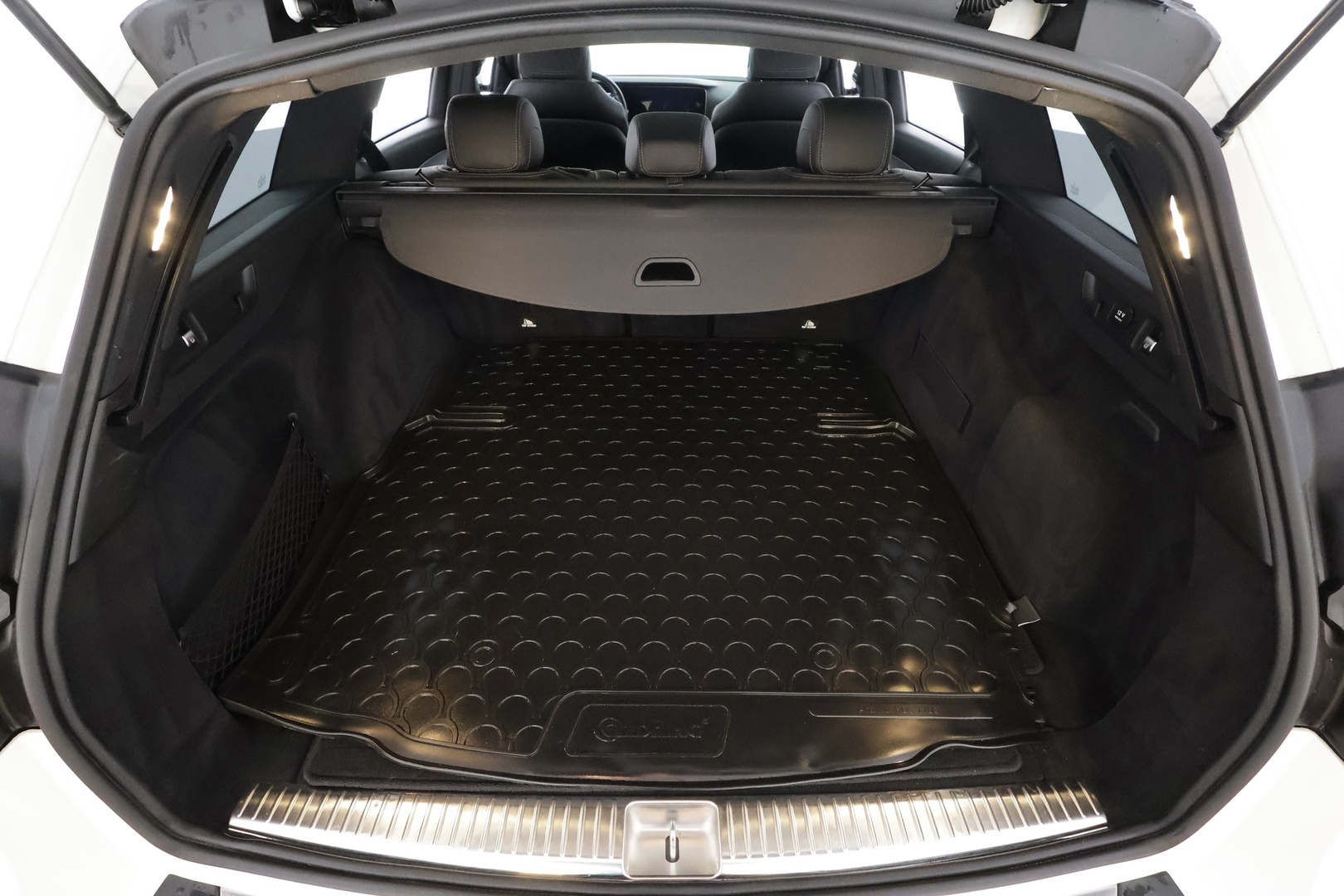 MERCEDES-BENZ E 2018