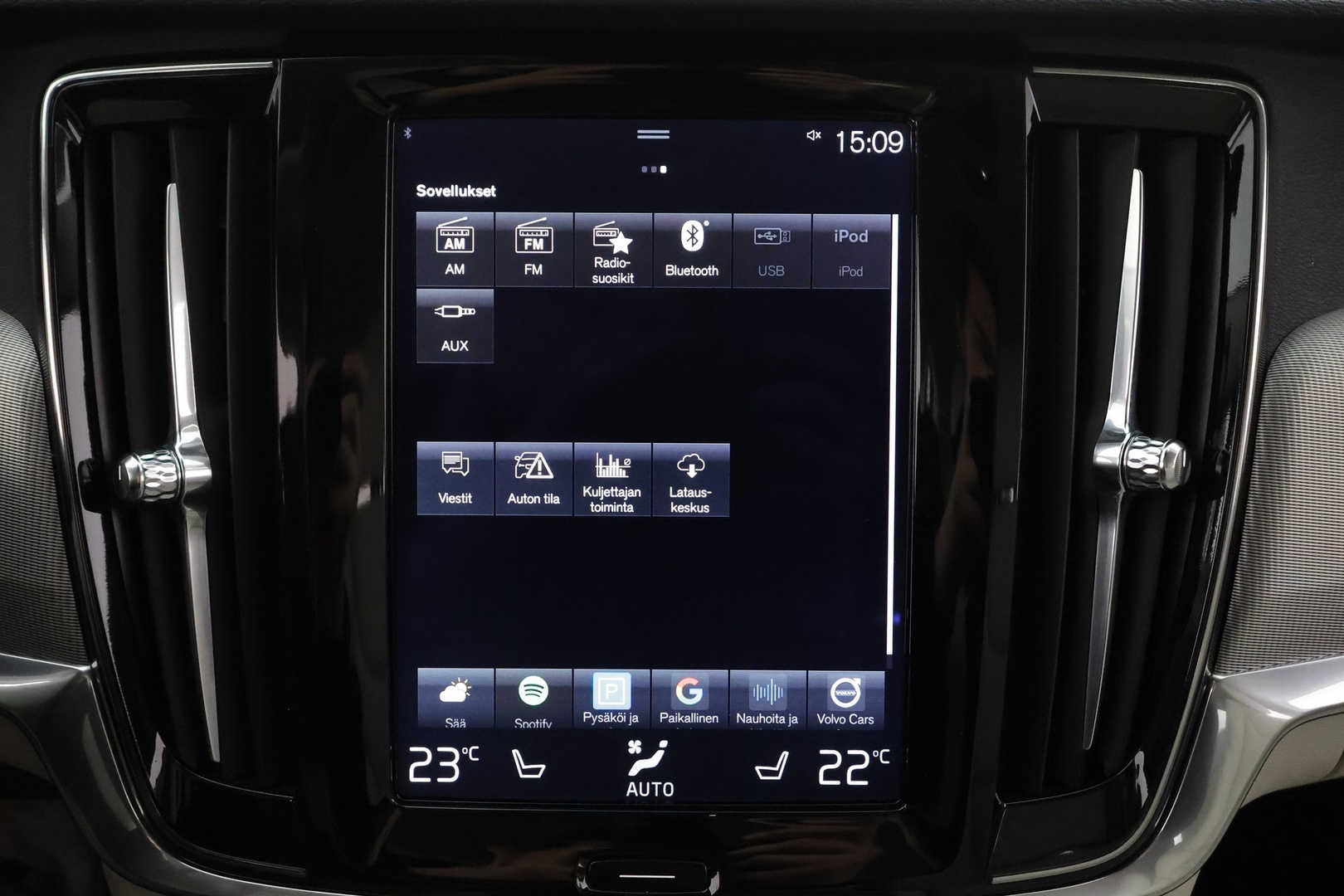 VOLVO V90 2017