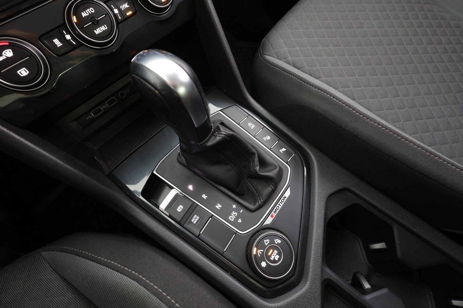 VOLKSWAGEN TIGUAN 2020